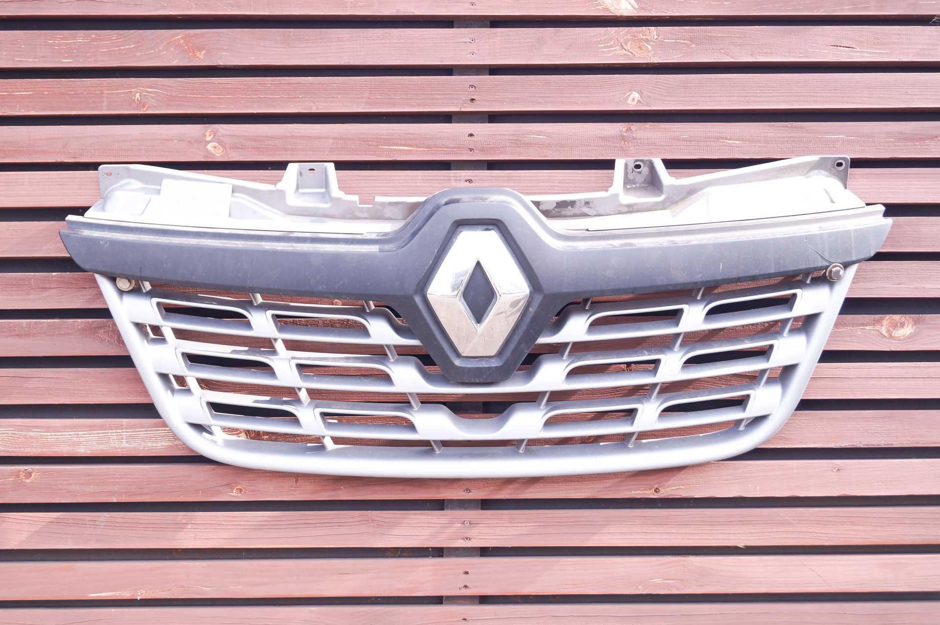 Решітка радіатора (після рестайлінга) Renault Master 2014 -, 623104199R Б/В