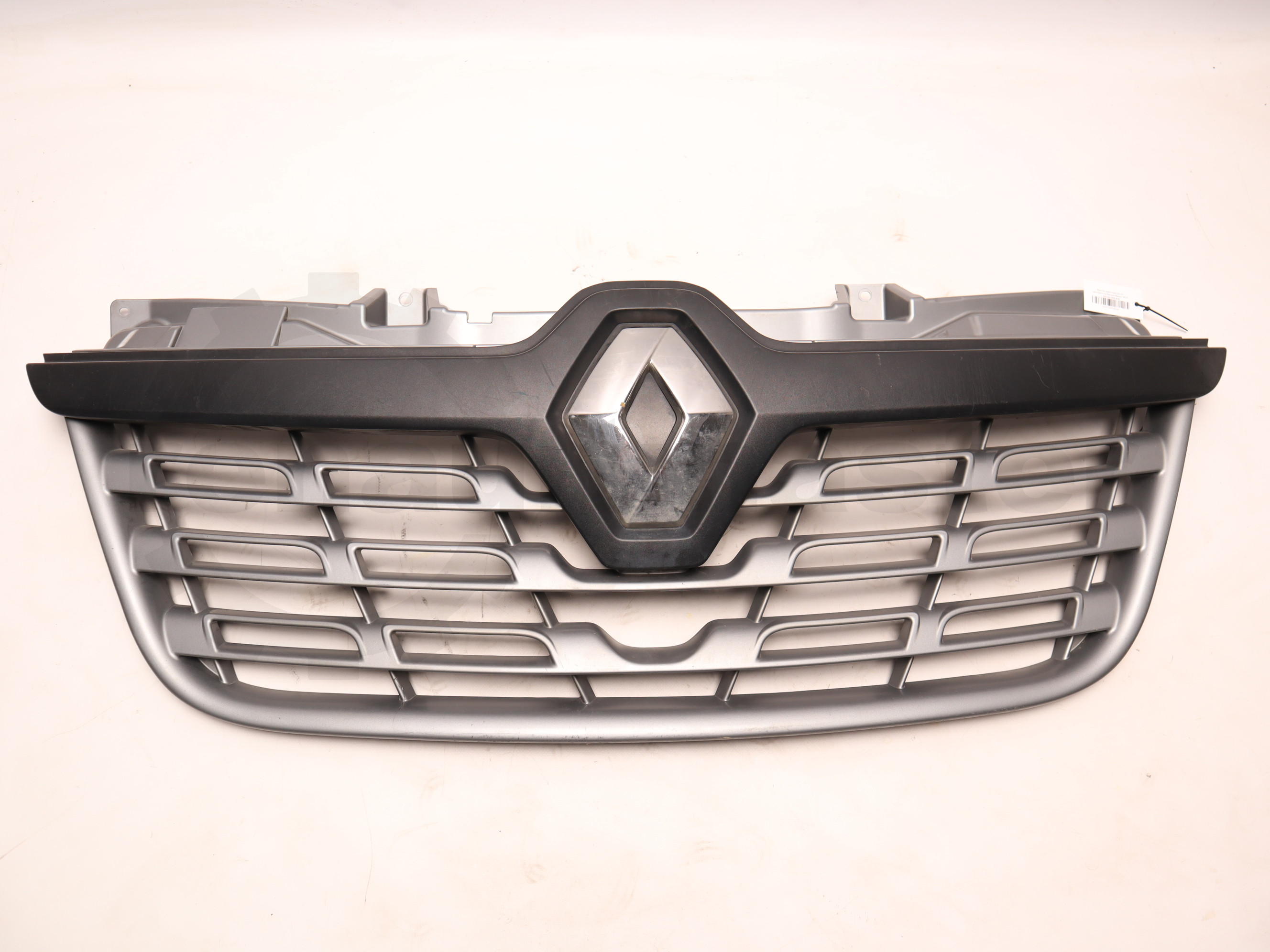 Решітка радіатора (після рестайлінга) Renault Master 2014 -, 623104199R Б/В