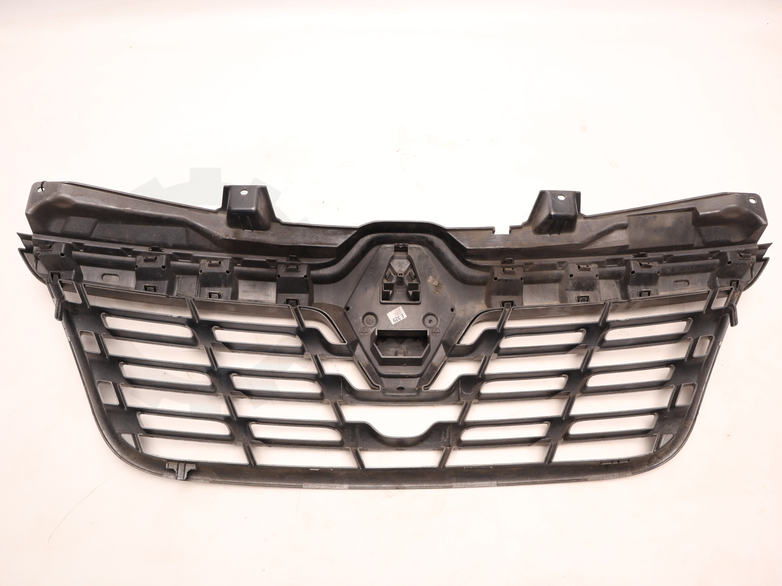 Решітка радіатора (після рестайлінга) Renault Master 2014 -, 623104199R Б/В