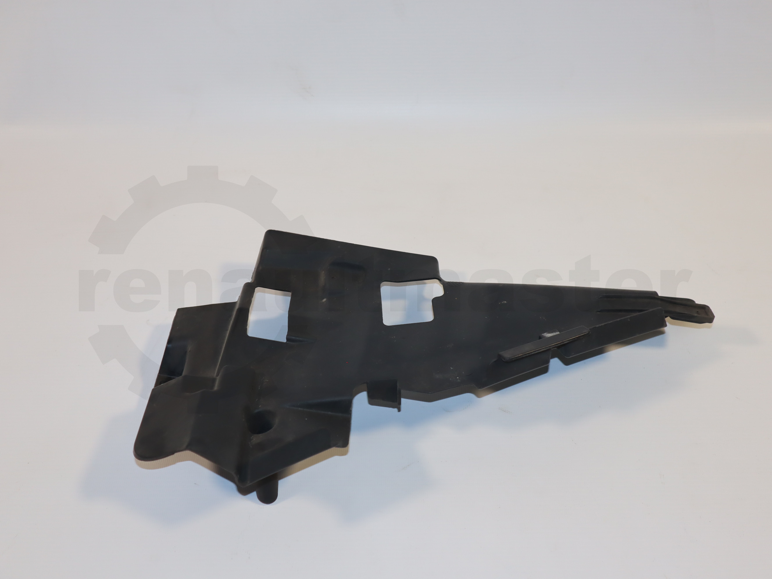 Дефлектор радіатора (правий) Renault Master (Opel Movano) 2010 -, 214982412R/214987755R Б/В