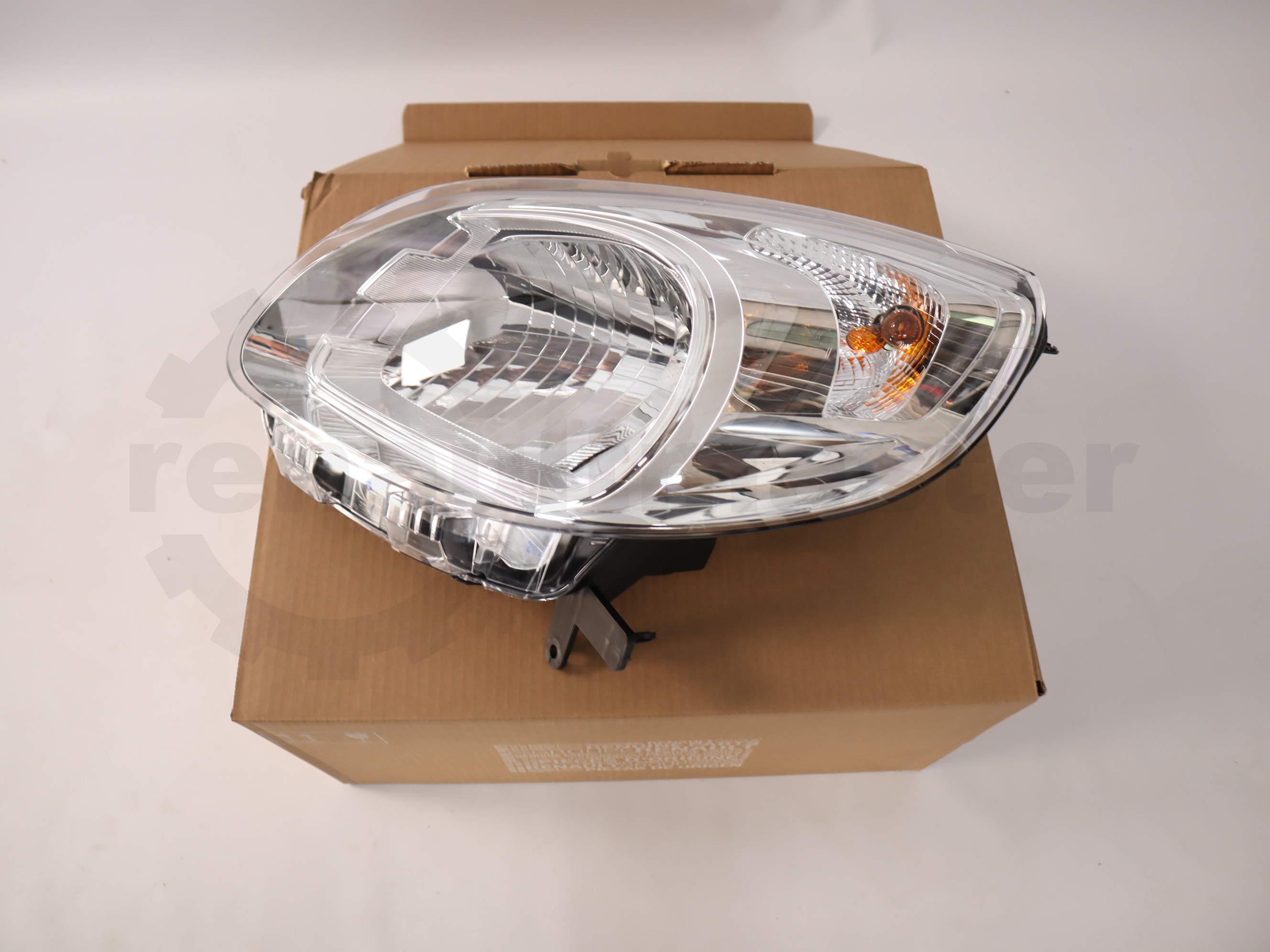 Фара передня ліва Renault Kangoo, 2014-, 260602665R OE