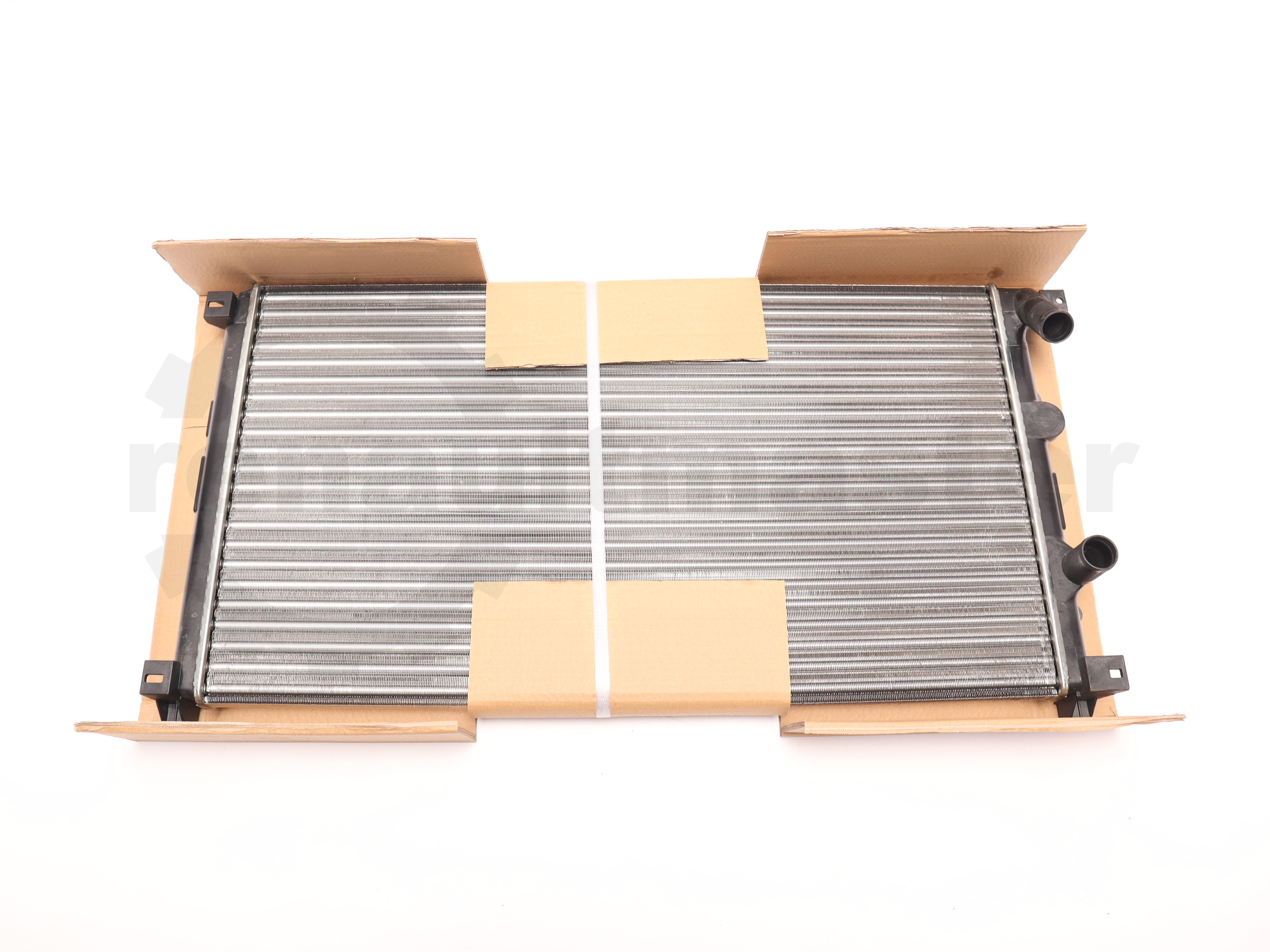 Радіатор охолодження Renault Master 1.9-2.5 DTI 00->, - 58321 NRF