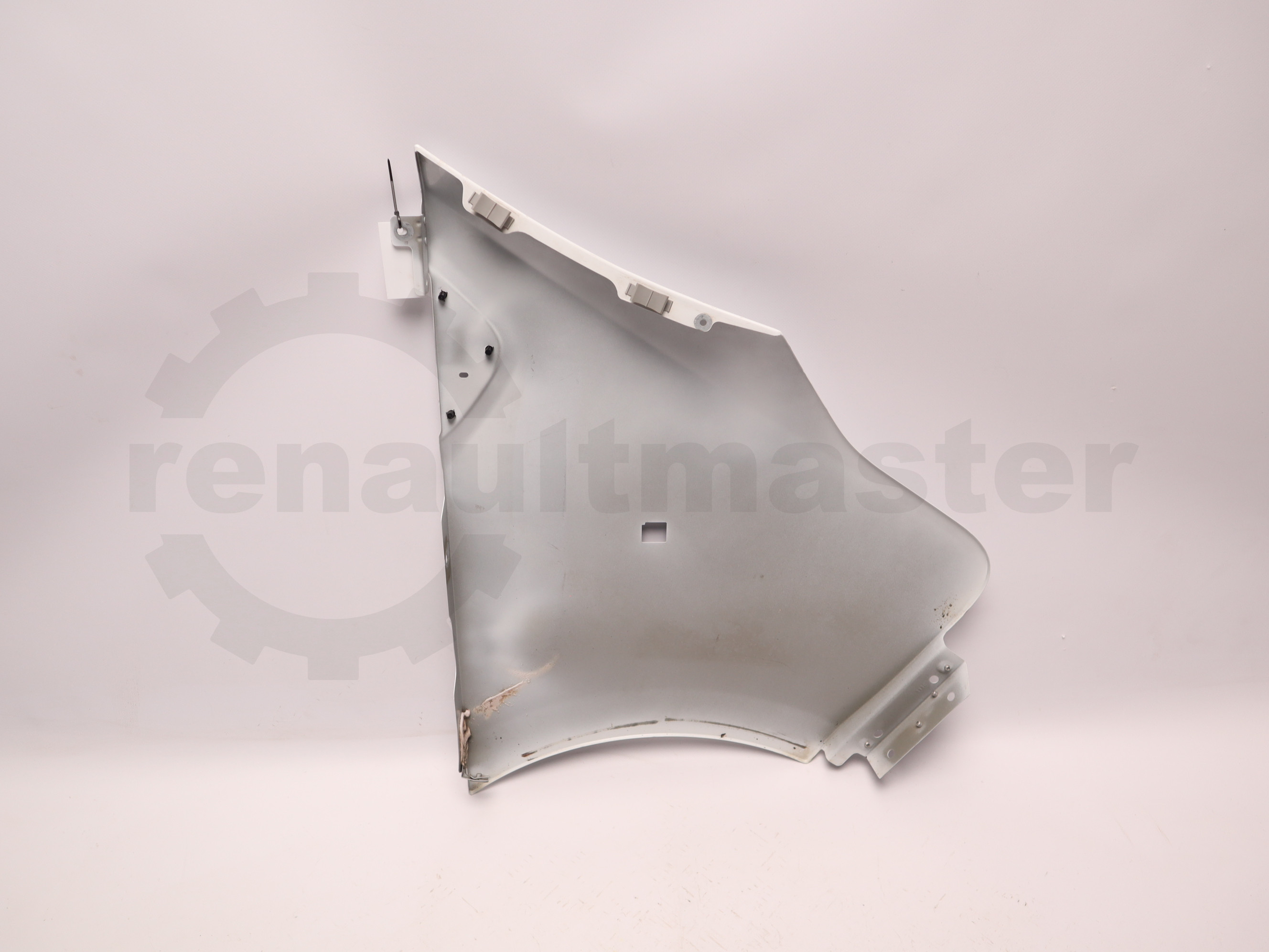 Крило переднє ліве Renault Trafic (Opel Vivaro, Nissan NV300) 2014 -, 631016242R Б/В (1 сорт) Б/В