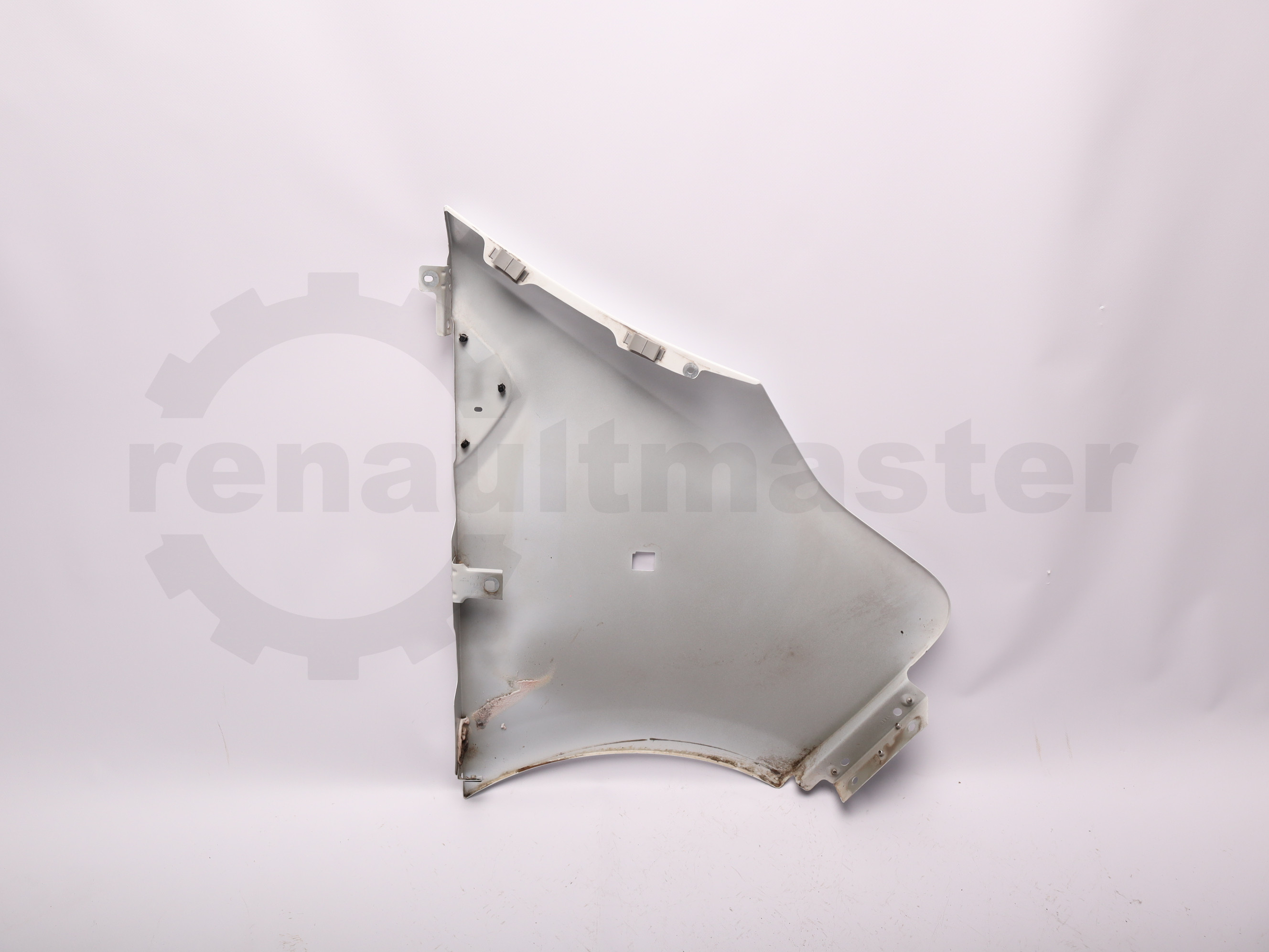 Крило переднє ліве Renault Trafic (Opel Vivaro, Nissan NV300) 2014 -, 631016242R Б/В (1 сорт) Б/В
