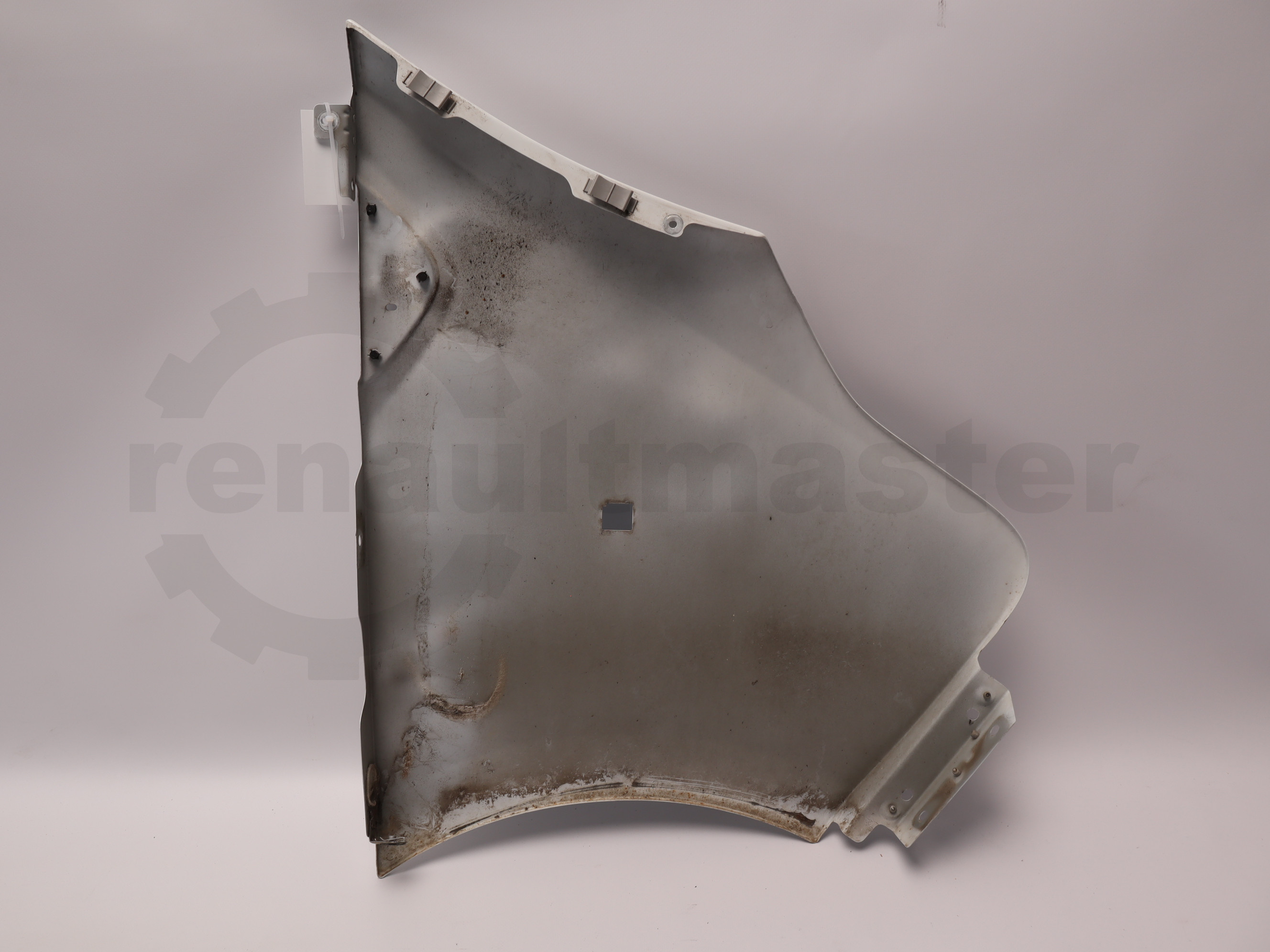 Крило переднє ліве Renault Trafic (Opel Vivaro, Nissan NV300) 2014 -, 631016242R Б/В (1 сорт) Б/В