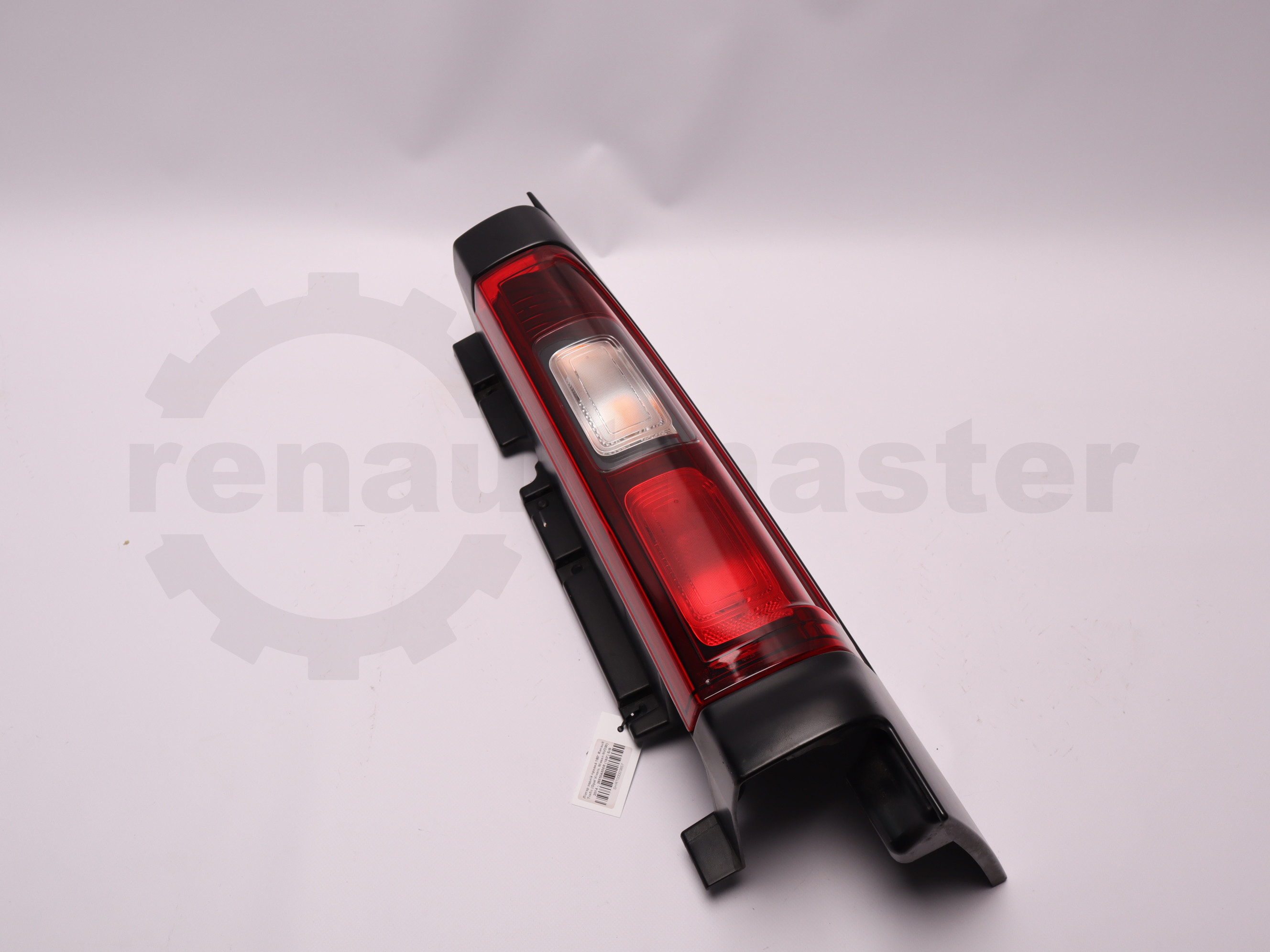 Ліхтар задній правий 180* Renault Trafic (Opel Vivaro, Nissan NV300) 2014 -, 265504656R (180*) Б/В