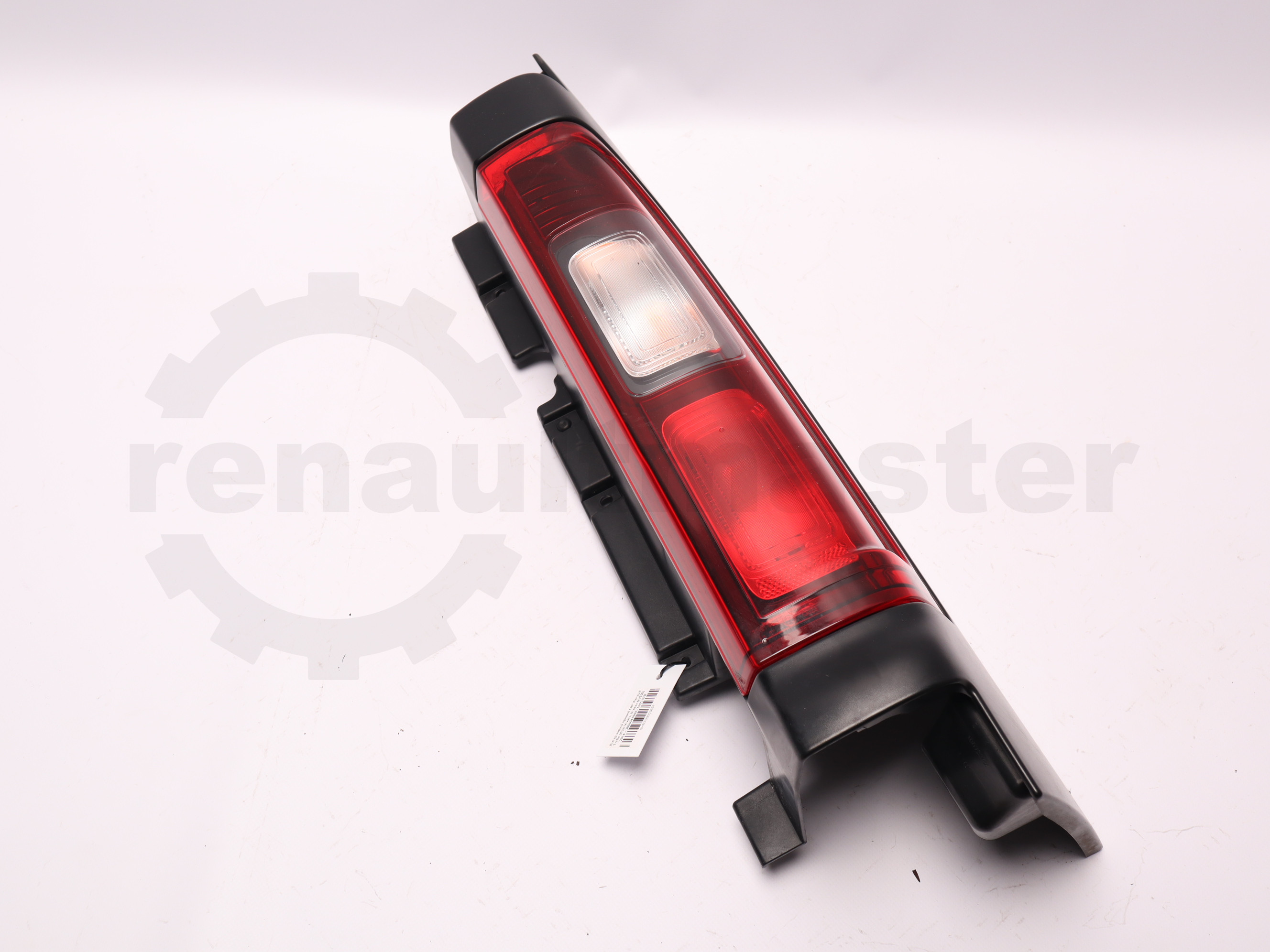 Ліхтар задній правий 180* Renault Trafic (Opel Vivaro, Nissan NV300) 2014 -, 265504656R (180*) Б/В