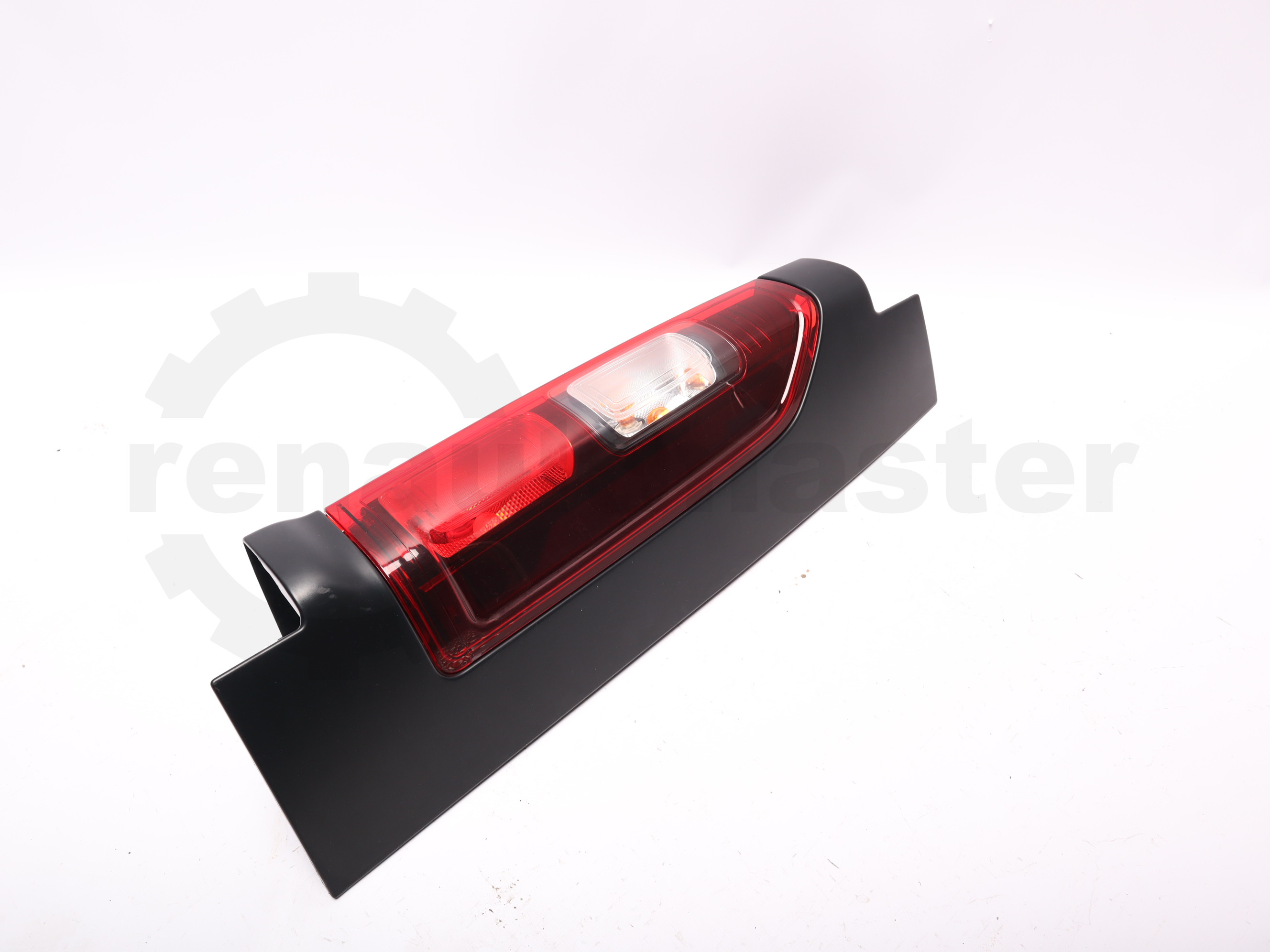 Ліхтар задній правий 180* Renault Trafic (Opel Vivaro, Nissan NV300) 2014 -, 265504656R (180*) Б/В