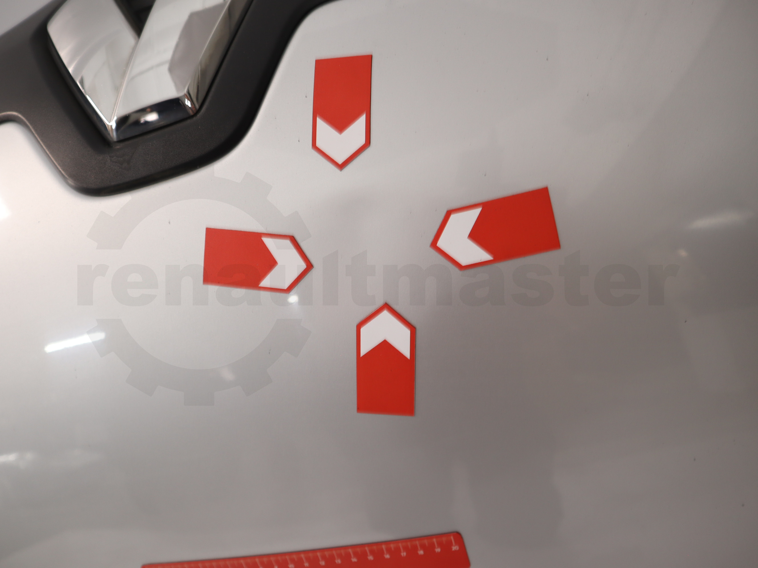 Капот Renault Trafic 2014 -, 651001855R Б/В