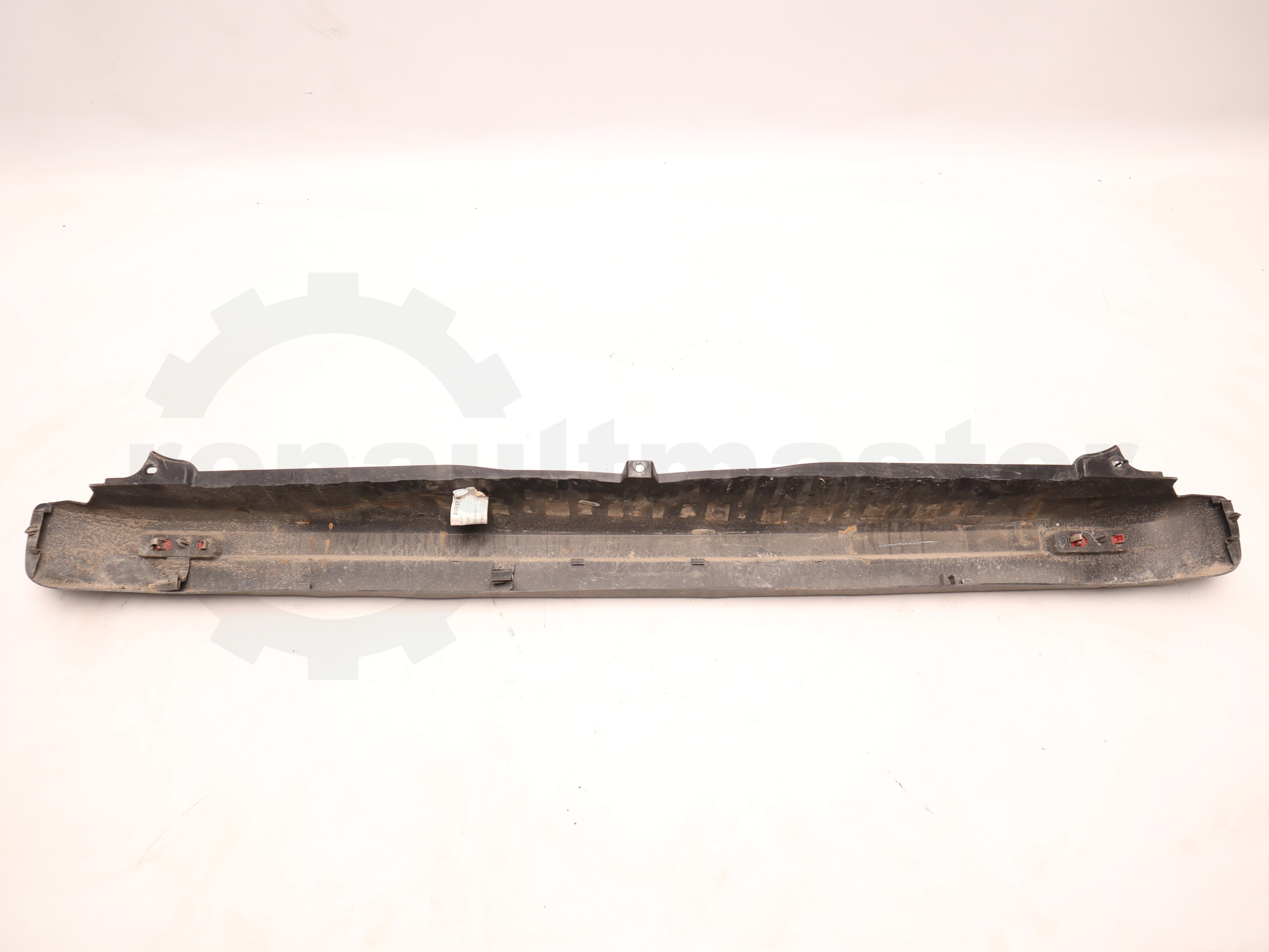 Бампер задній (без парктроніків) Renault Trafic (Opel Vivaro, Nissan NV300) 2014 -, 850225265R Б/В