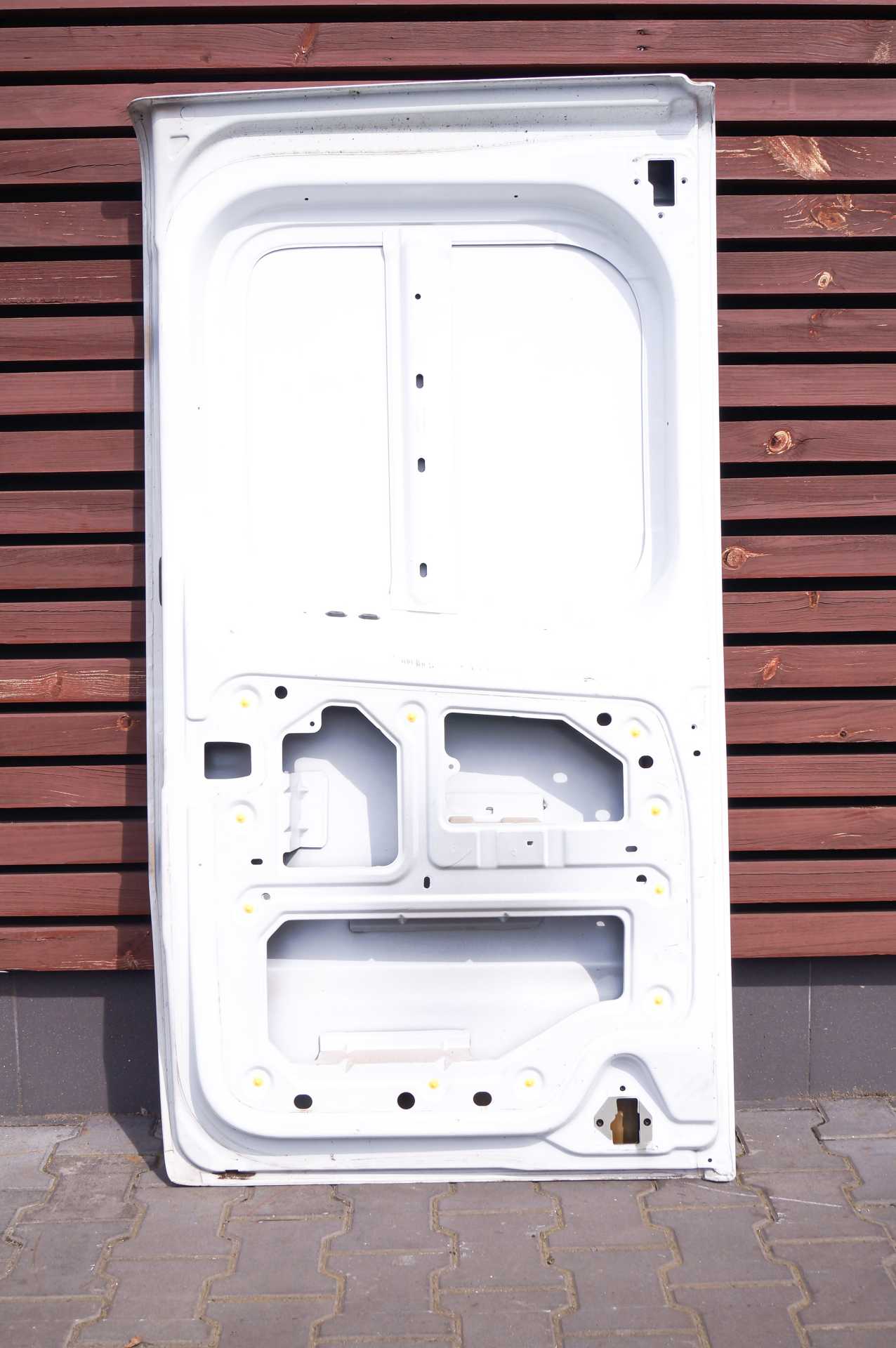 Двері задні праві Renault Trafic (Opel Vivaro, Nissan NV300) 2014 -, 901008288R Б/В