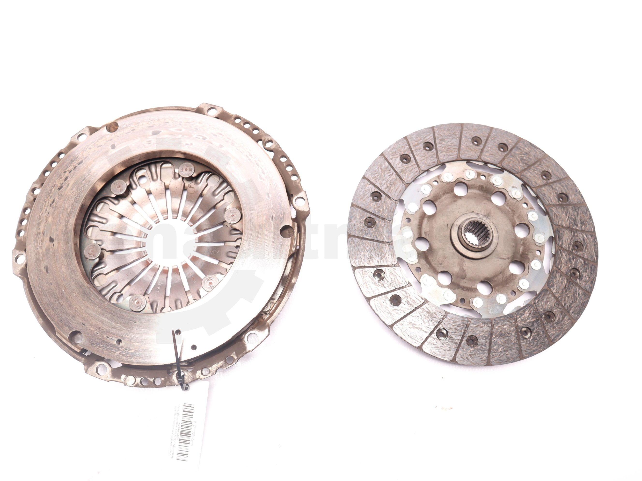 Зчеплення комплект (корзина+диск) КПП Renault Trafic (Opel Vivaro, Nissan NV300) 2014 -, 302052965R Б/В