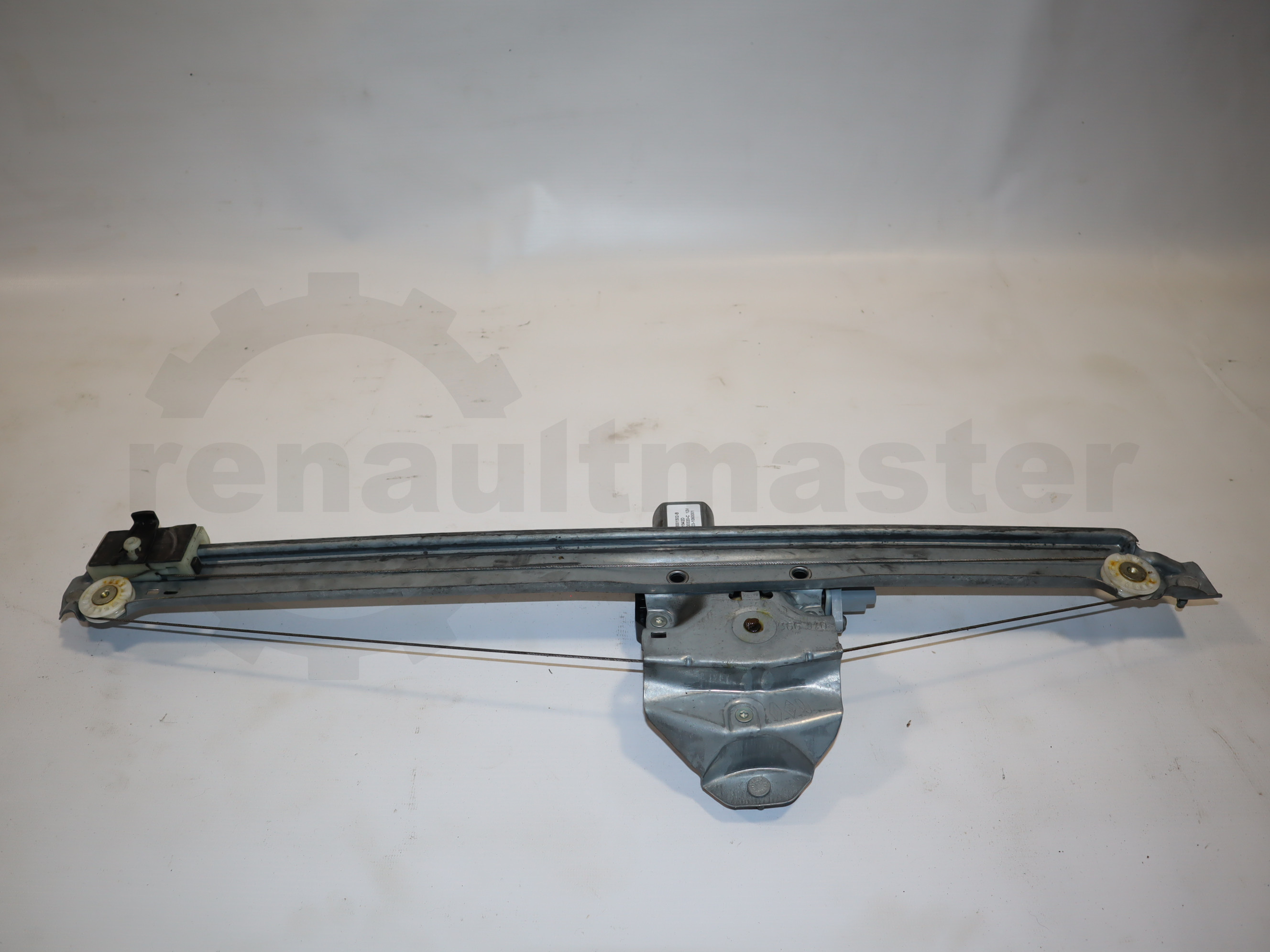 Склопідйомник електричний лівий Renault Trafic (Opel Vivaro, Nissan NV300) 2014 -, 807210974R,807216280R Б/В