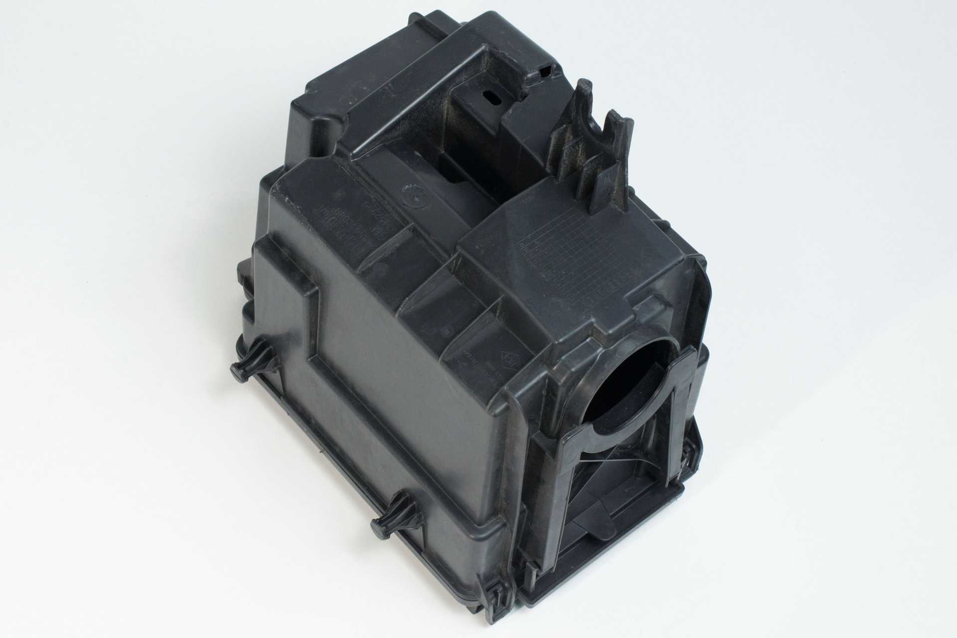 Корпус запобіжників (комплект) Renault Trafic (Opel Vivaro, Nissan NV300) 2014 -, 243503708R Б/В