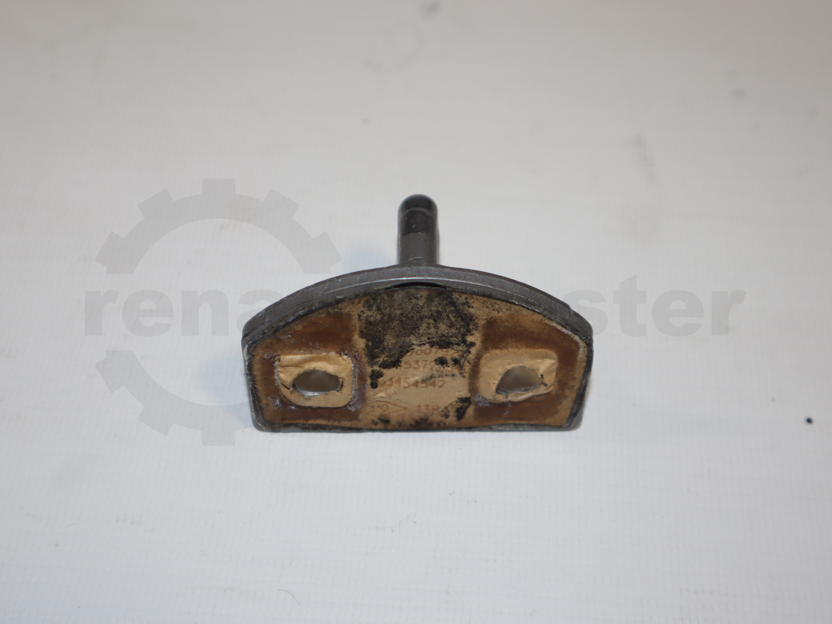 Скоба замка передніх/розсувних дверей Renault Trafic (Opel Vivaro, Nissan NV300) 2014 -, 825706259R Б/В