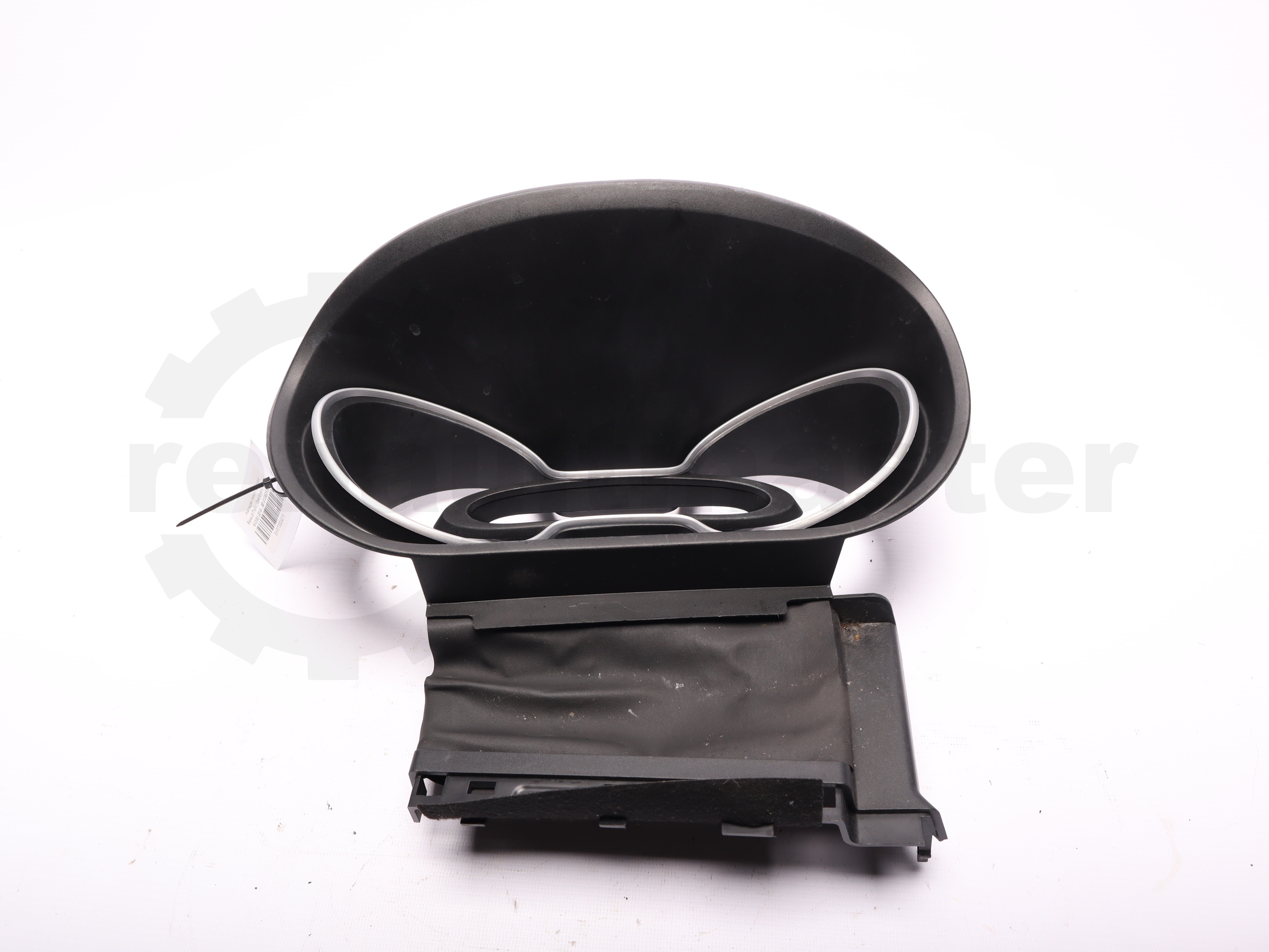 Накладка панелі приборів з хромом Renault Trafic (Opel Vivaro, Nissan NV300) 2014 -, 681010993R Б/В