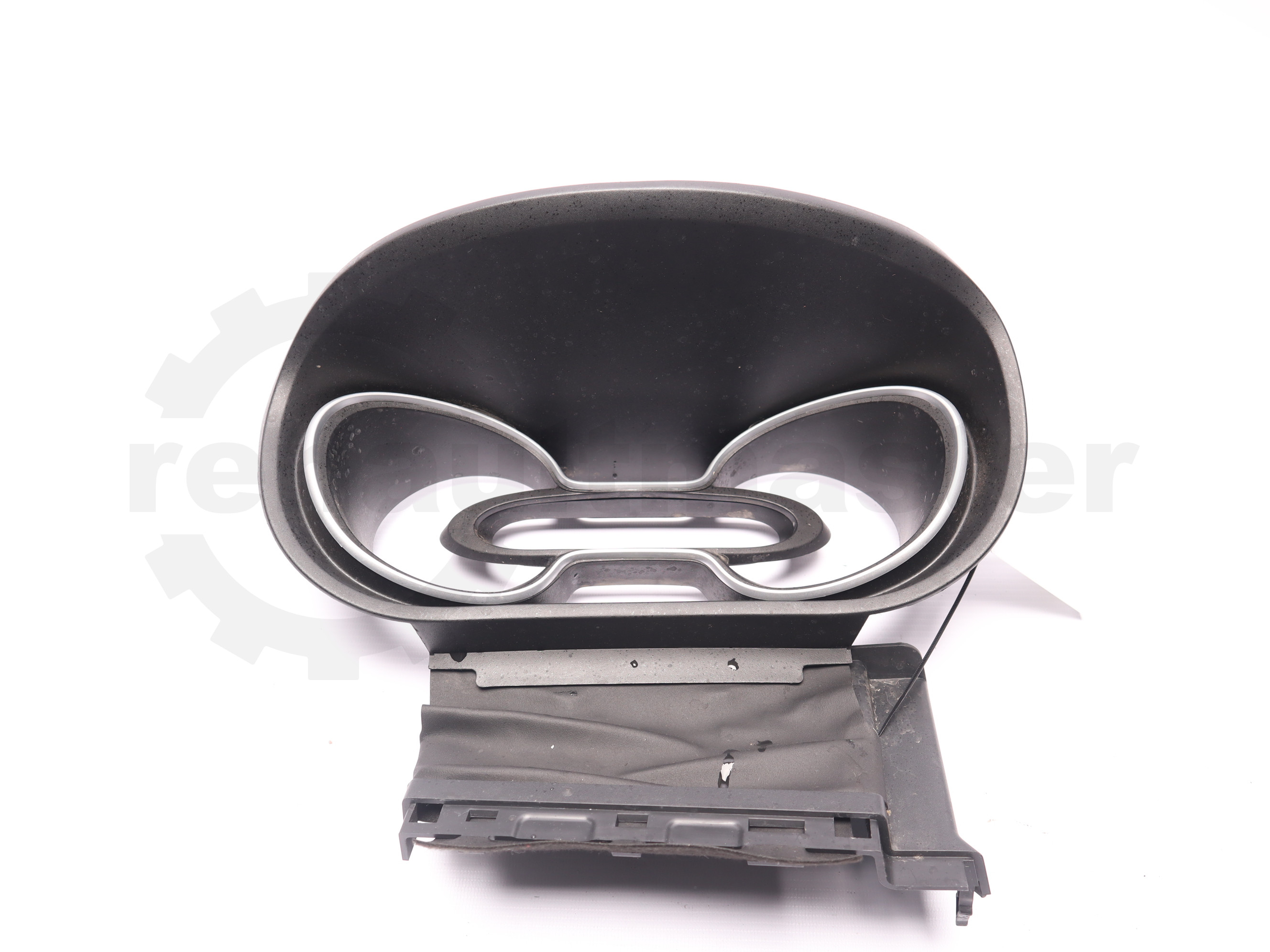 Накладка панелі приборів з хромом Renault Trafic (Opel Vivaro, Nissan NV300) 2014 -, 681010993R Б/В