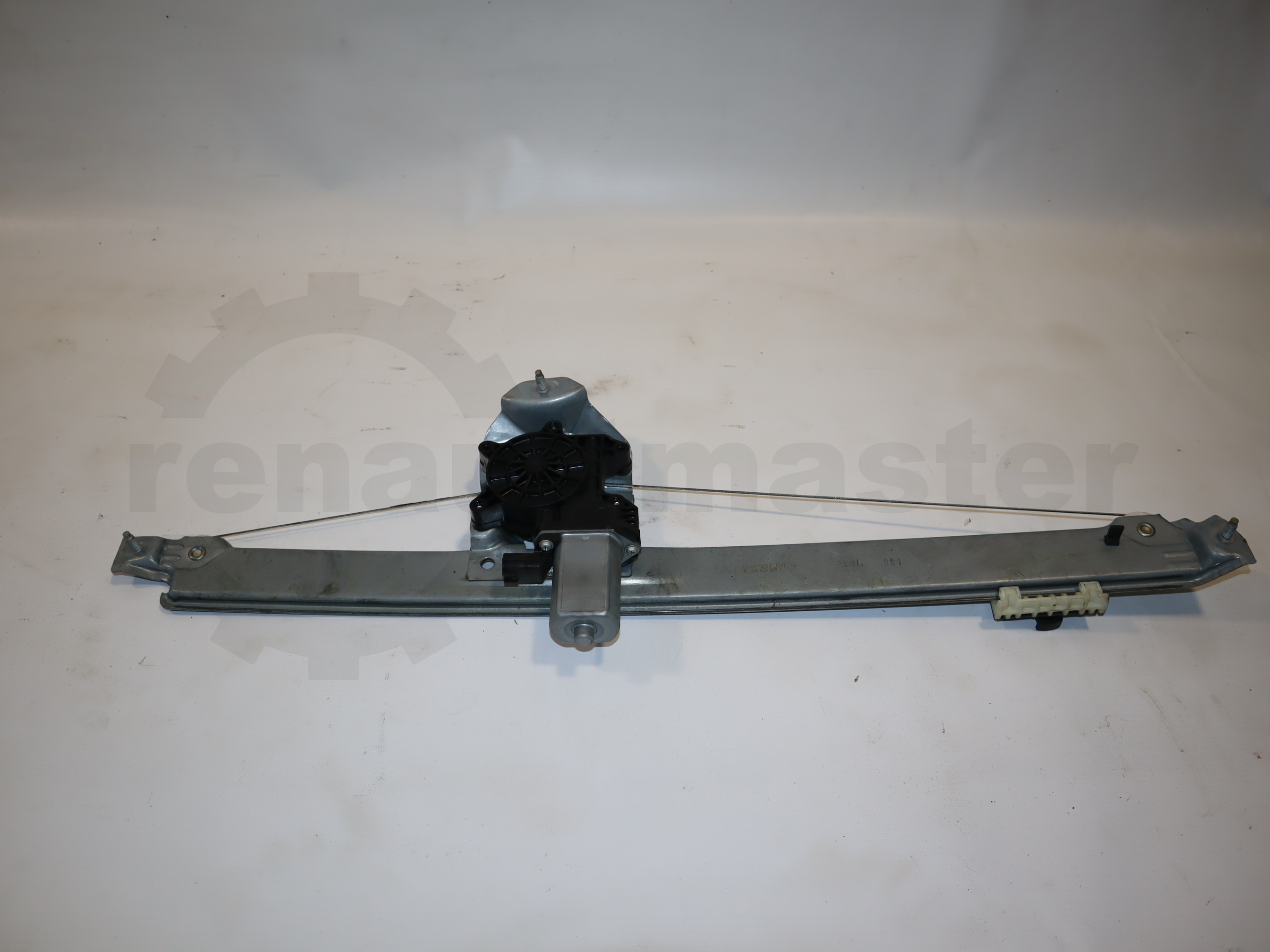 Склопідйомник електричний правий Renault Trafic (Opel Vivaro, Nissan NV300) 2014 -, 807207538R Б/В