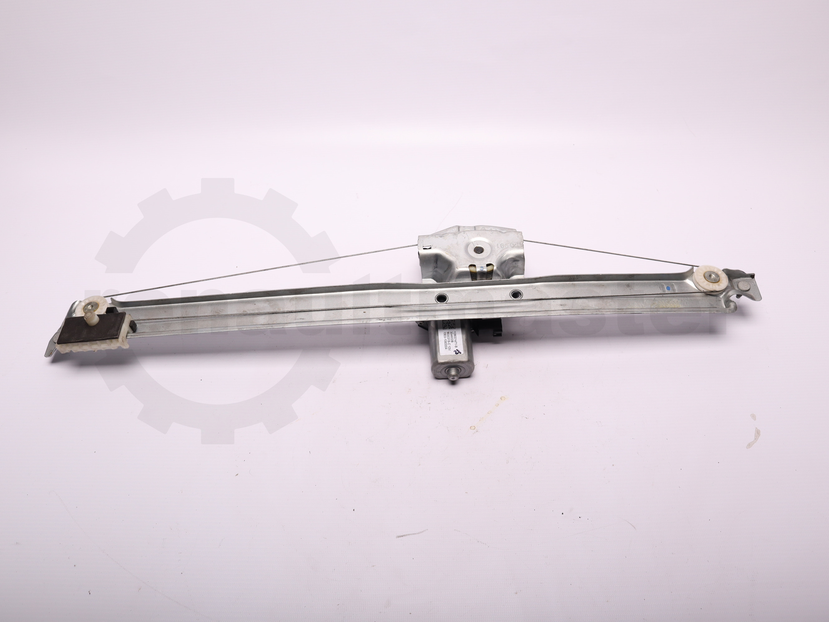 Склопідйомник електричний правий Renault Trafic (Opel Vivaro, Nissan NV300) 2014 -, 807207538R Б/В