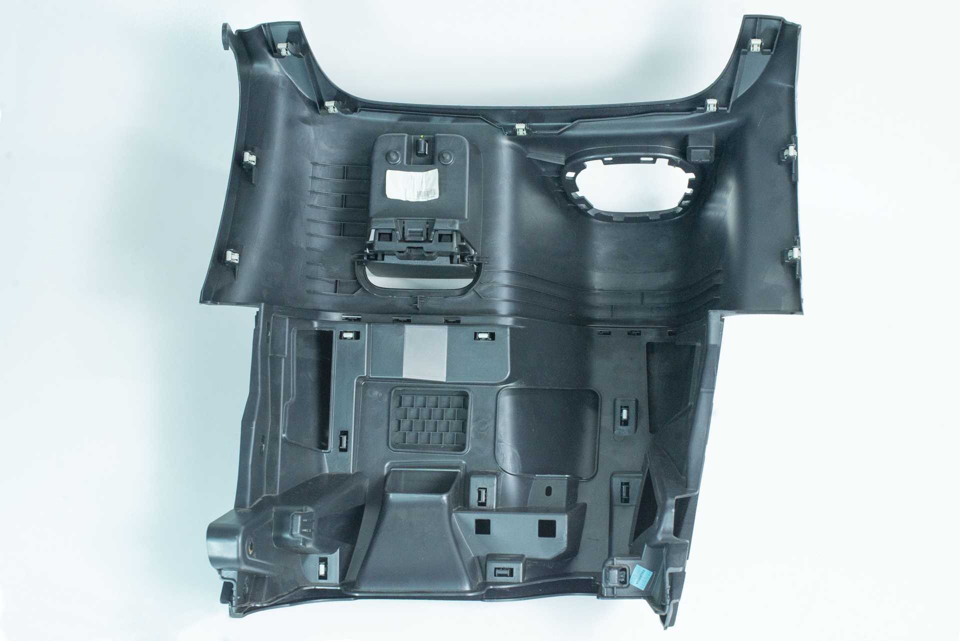 Центральна консоль торпедо (нижня) Renault Trafic (Opel Vivaro, Nissan NV300) 2014 -, 969104465R Б/В