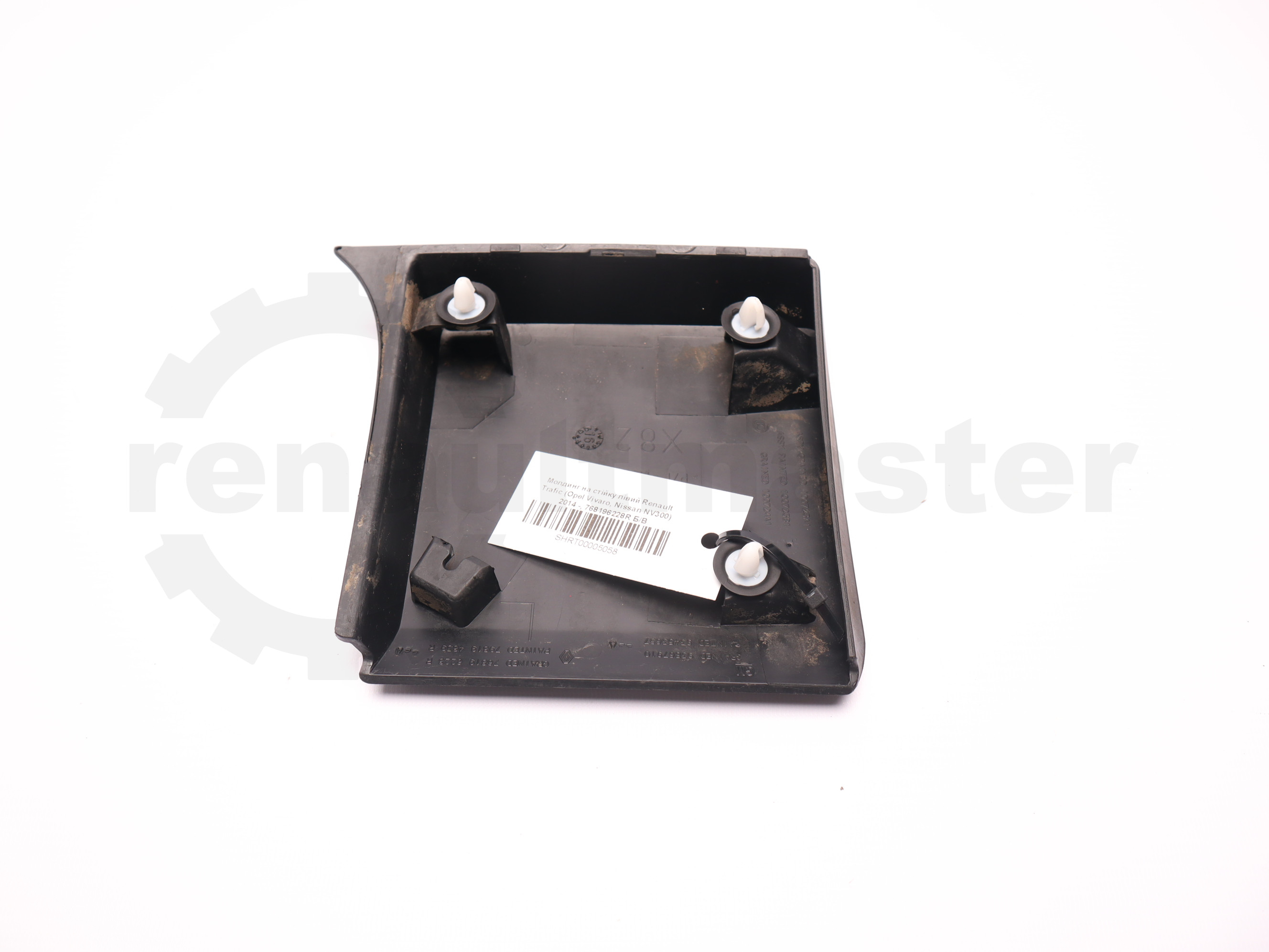 Молдинг на стійку лівий Renault Trafic (Opel Vivaro, Nissan NV300) 2014 -, 768196228R Б/В