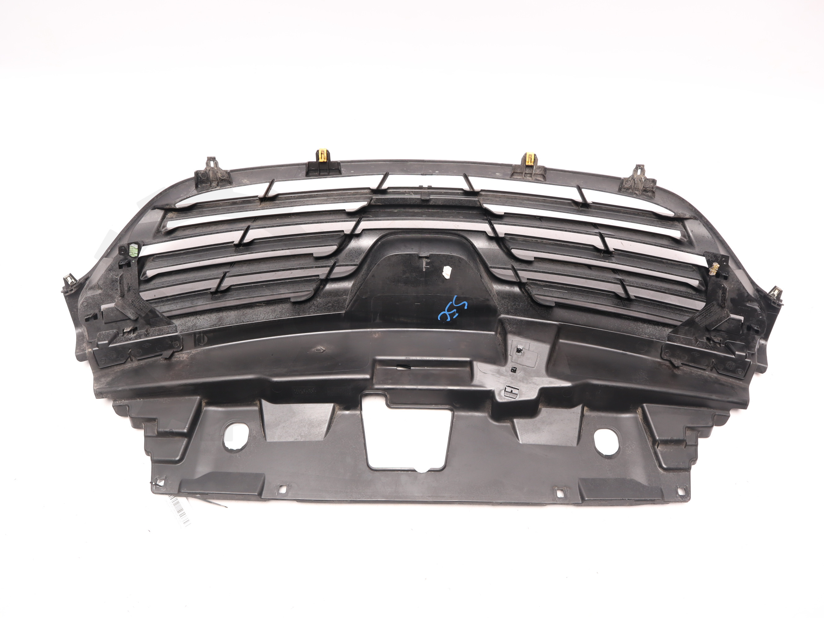 Решітка радіатора Renault Trafic 2014 -, 623108673R Б/В