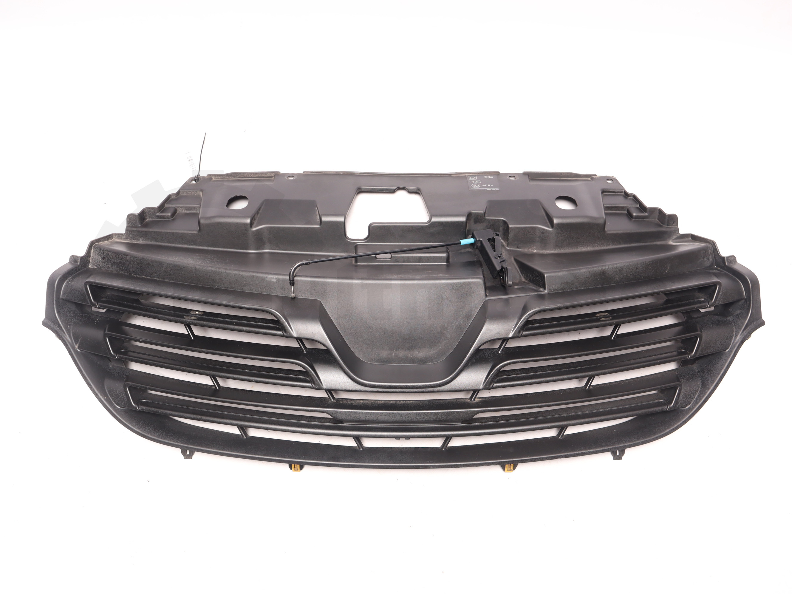 Решітка радіатора Renault Trafic 2014 -, 623108673R Б/В