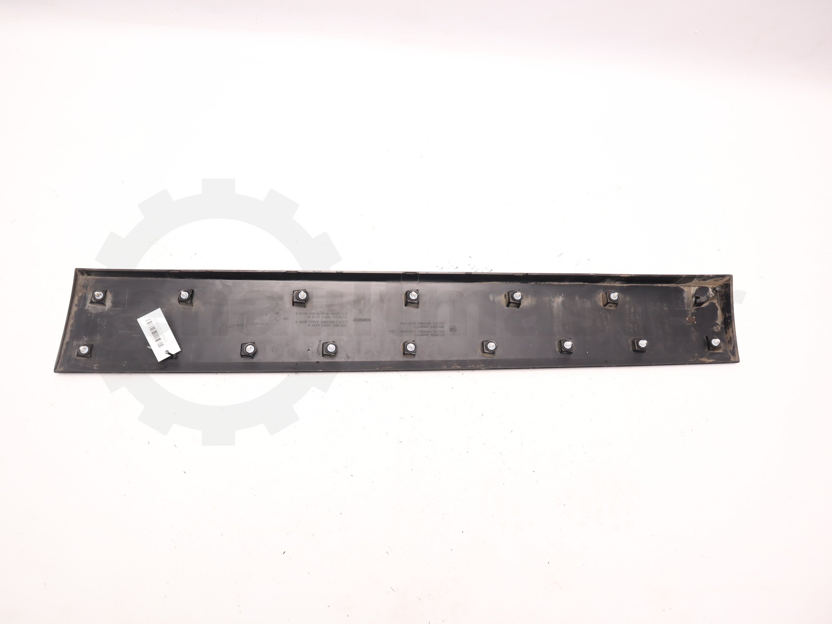 Молдинг дверей бокових розсувних правих Renault Trafic (Opel Vivaro, Nissan NV300) 2014 -, 768546496R Б/В