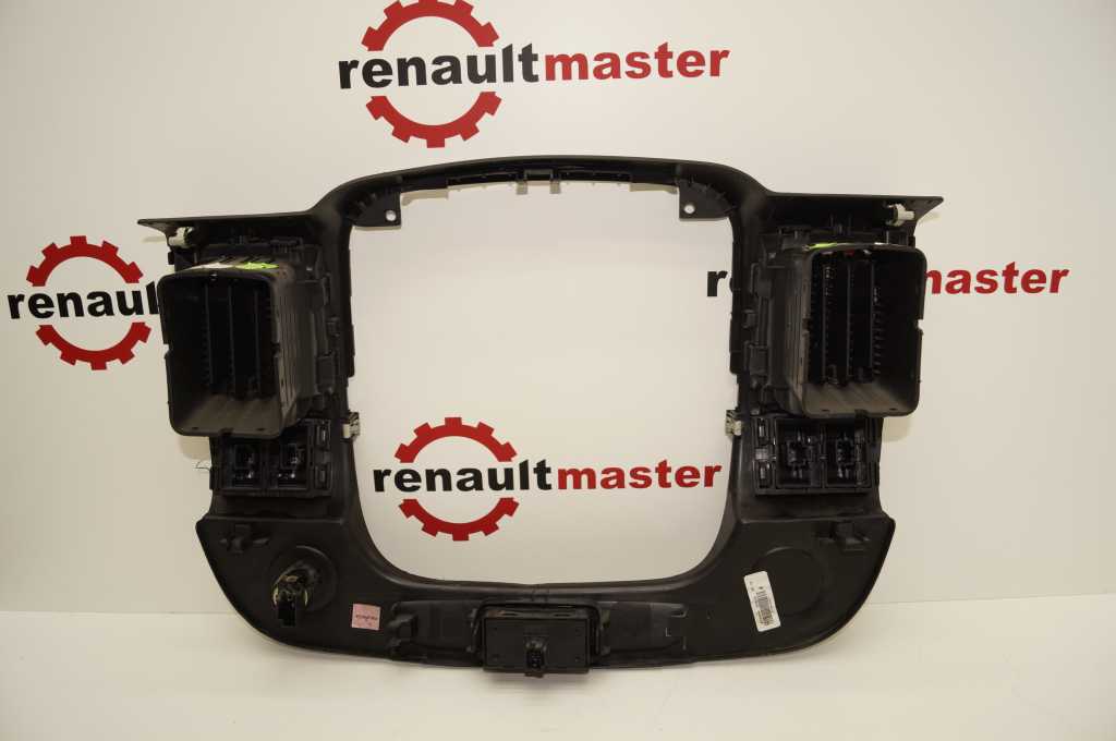 Декор центральної консолі Renault Trafic  (Opel Vivaro, Nissan NV300), 2014-, 682607479R Б/В