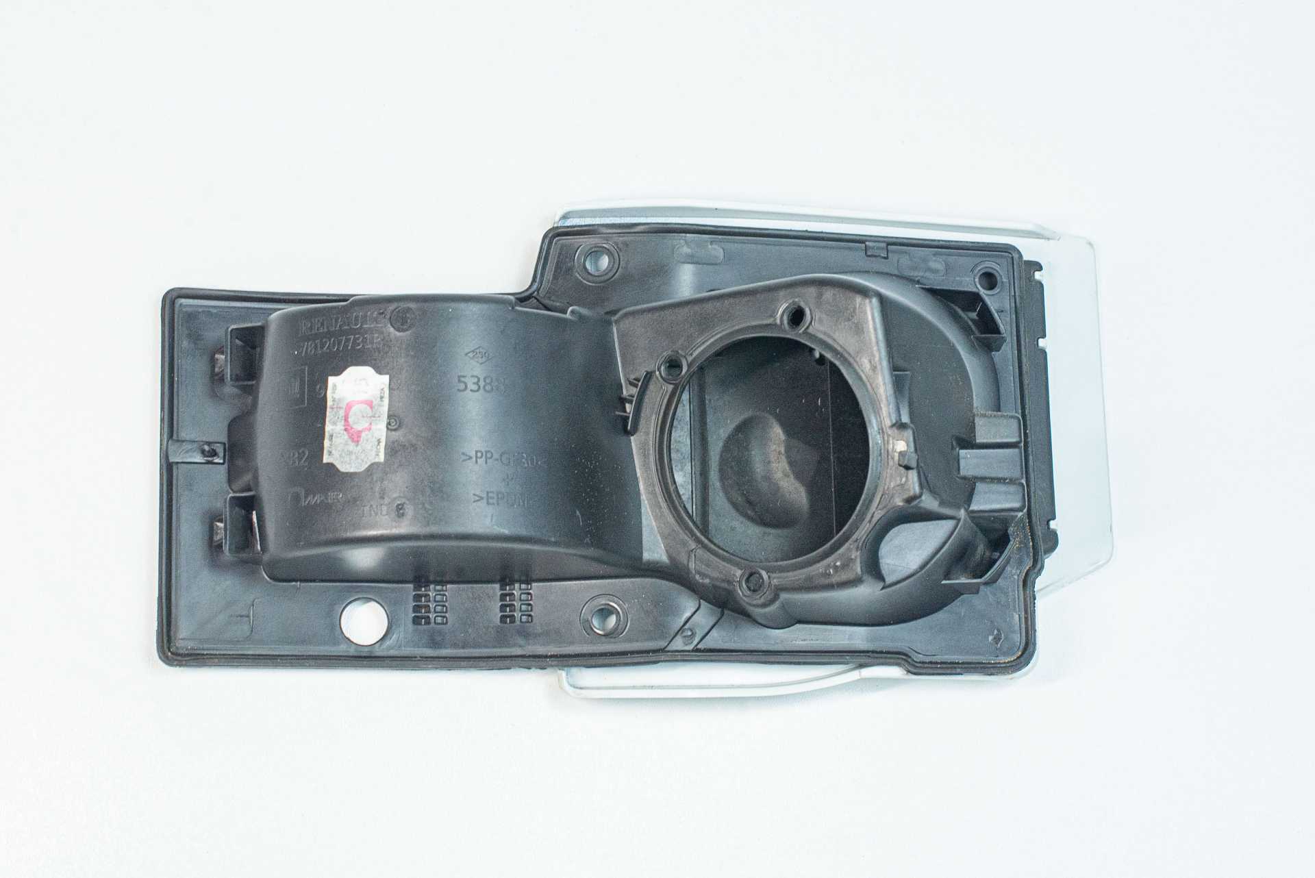 Лючок бака Renault Trafic (Opel Vivaro, Nissan NV300) 2014 -, 781207731R Б/В