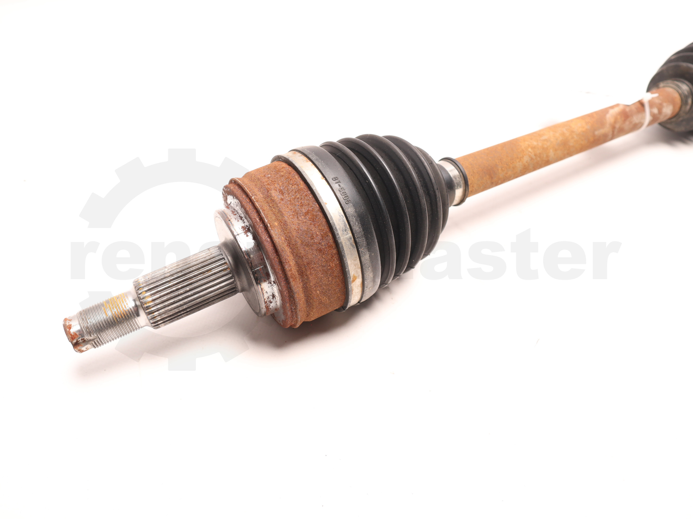 Напіввісь права (широкий підшипник) Renault Master (Opel Movano, Nissan NV400) 2010 -, 391005187R Б/В