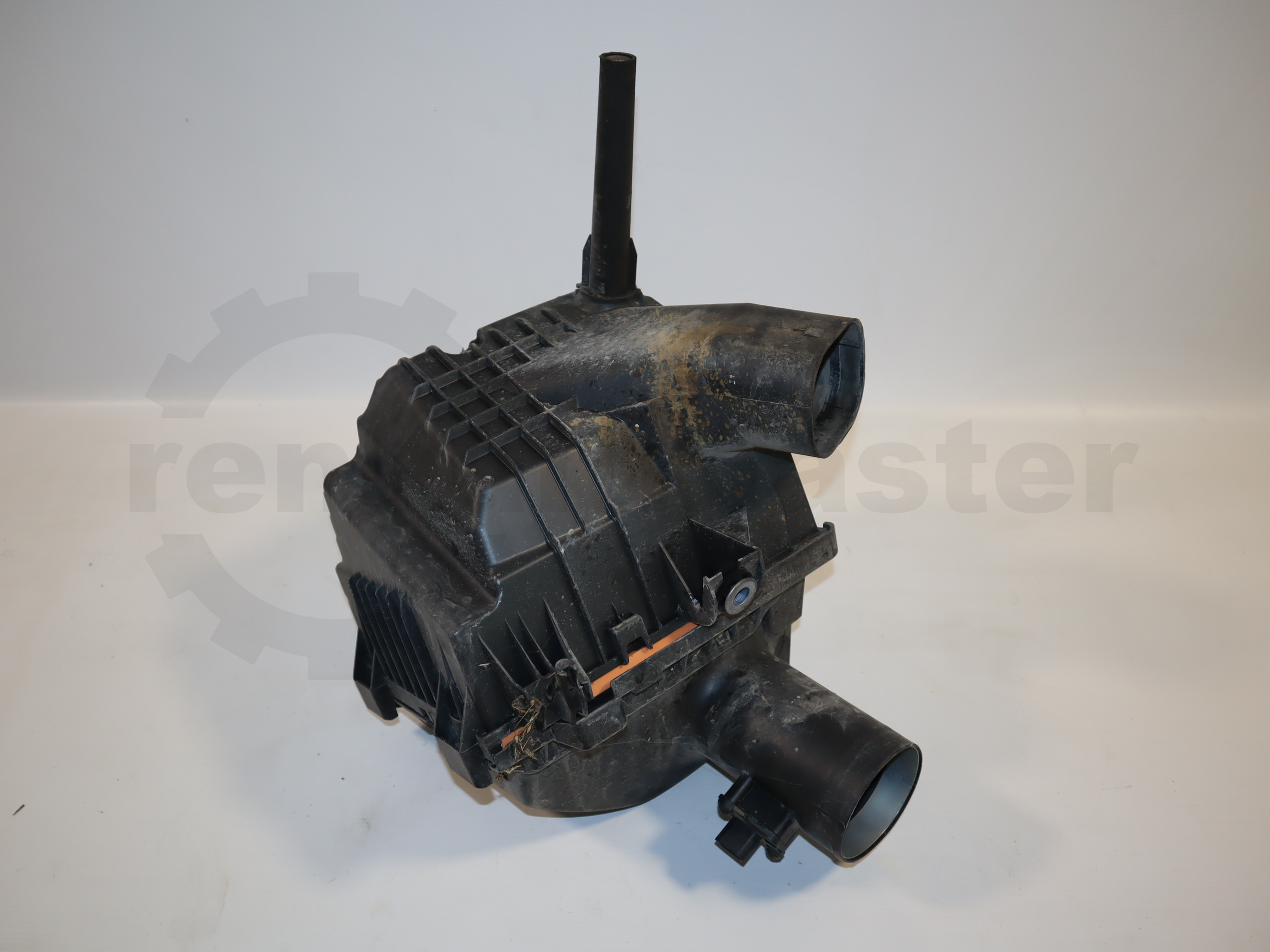 Корпус повітряного фільтра Renault Trafic (Opel Vivaro, Nissan NV300) 2014 -, 165006196R Б/В