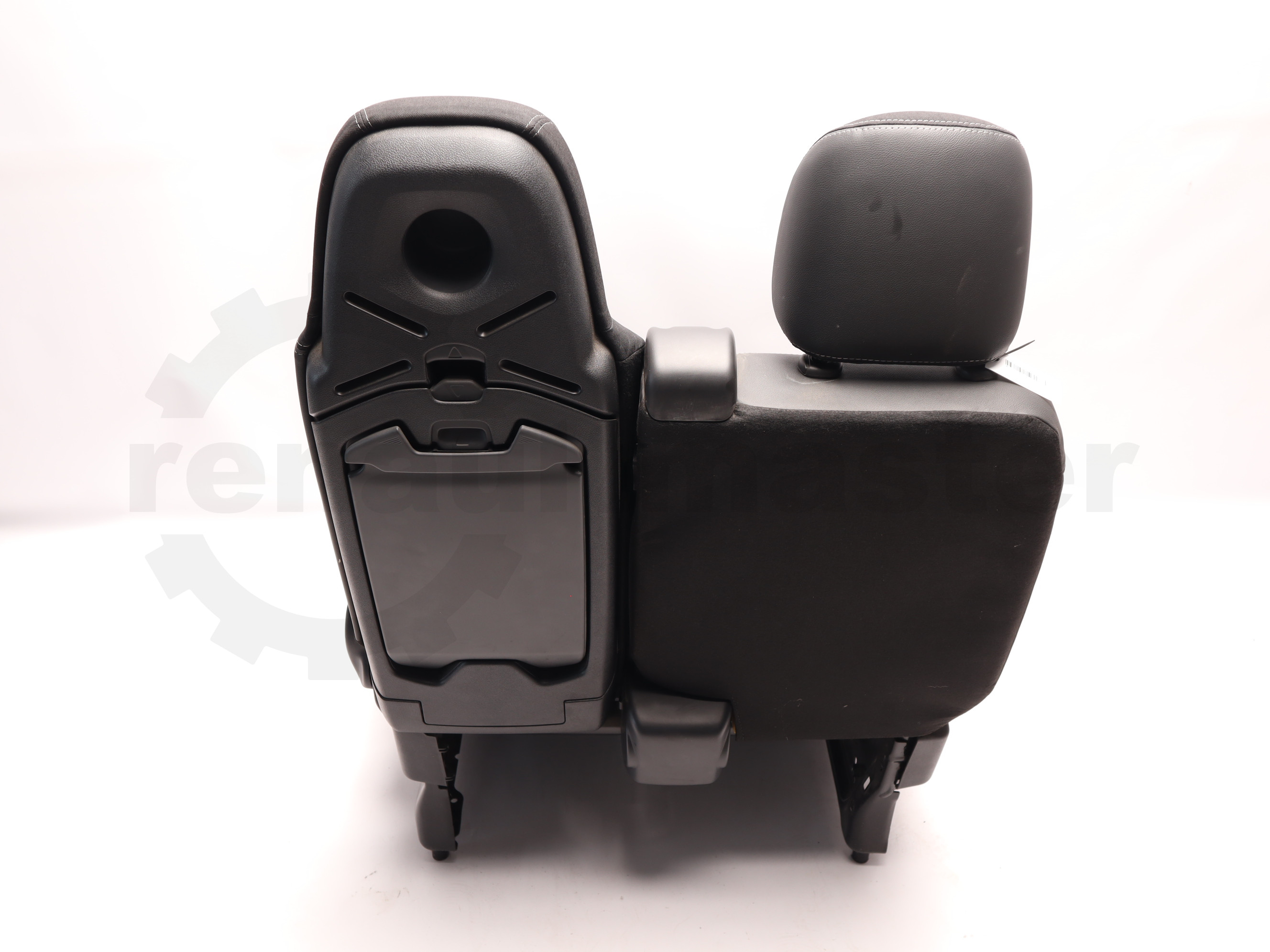 Сидіння пасажирське подвійне Renault Trafic (Opel Vivaro, Nissan NV300) 2014 -, Trafic (пасажир) Б/В