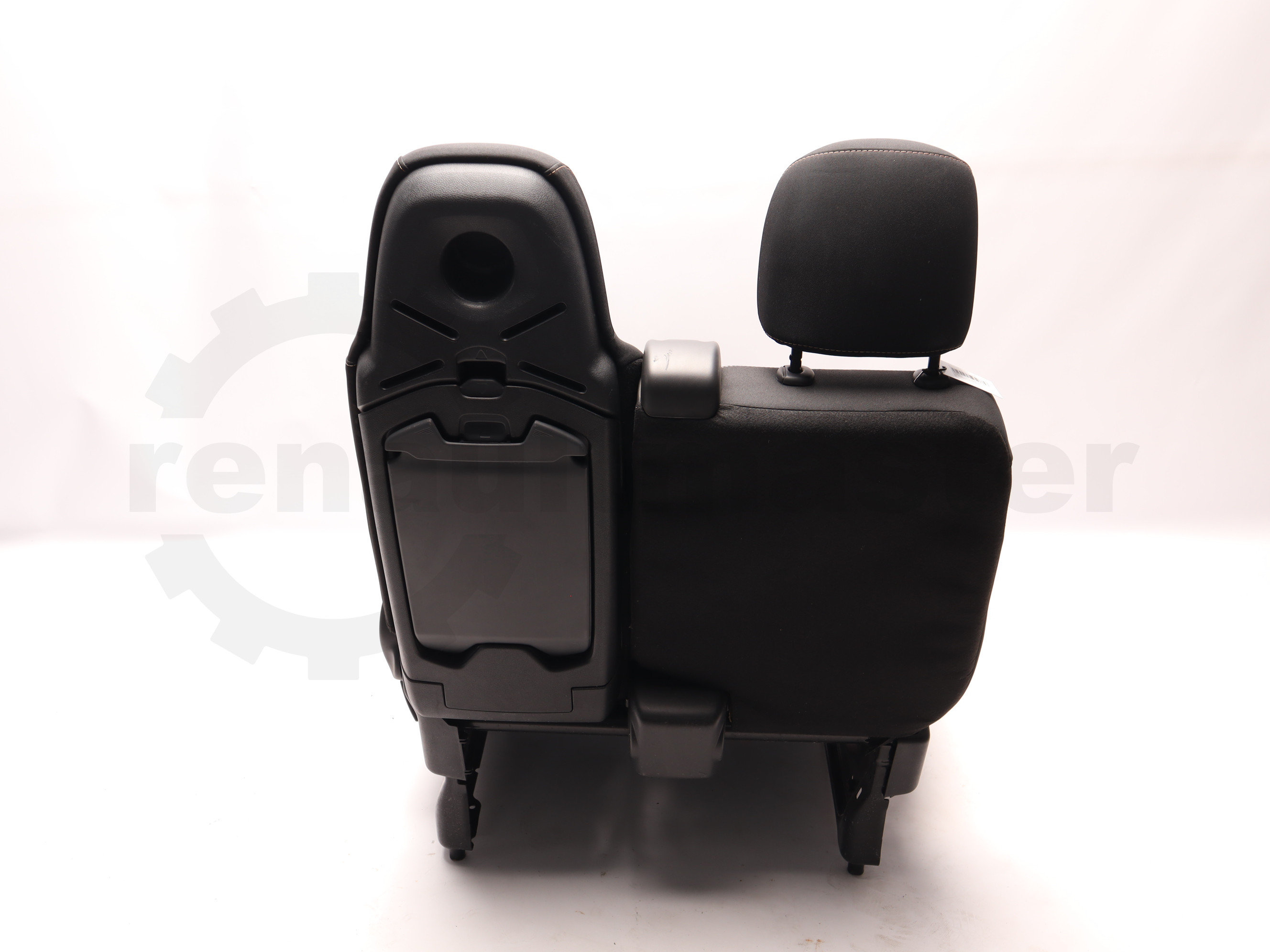Сидіння пасажирське подвійне Renault Trafic (Opel Vivaro, Nissan NV300) 2014 -, Trafic (пасажир) Б/В
