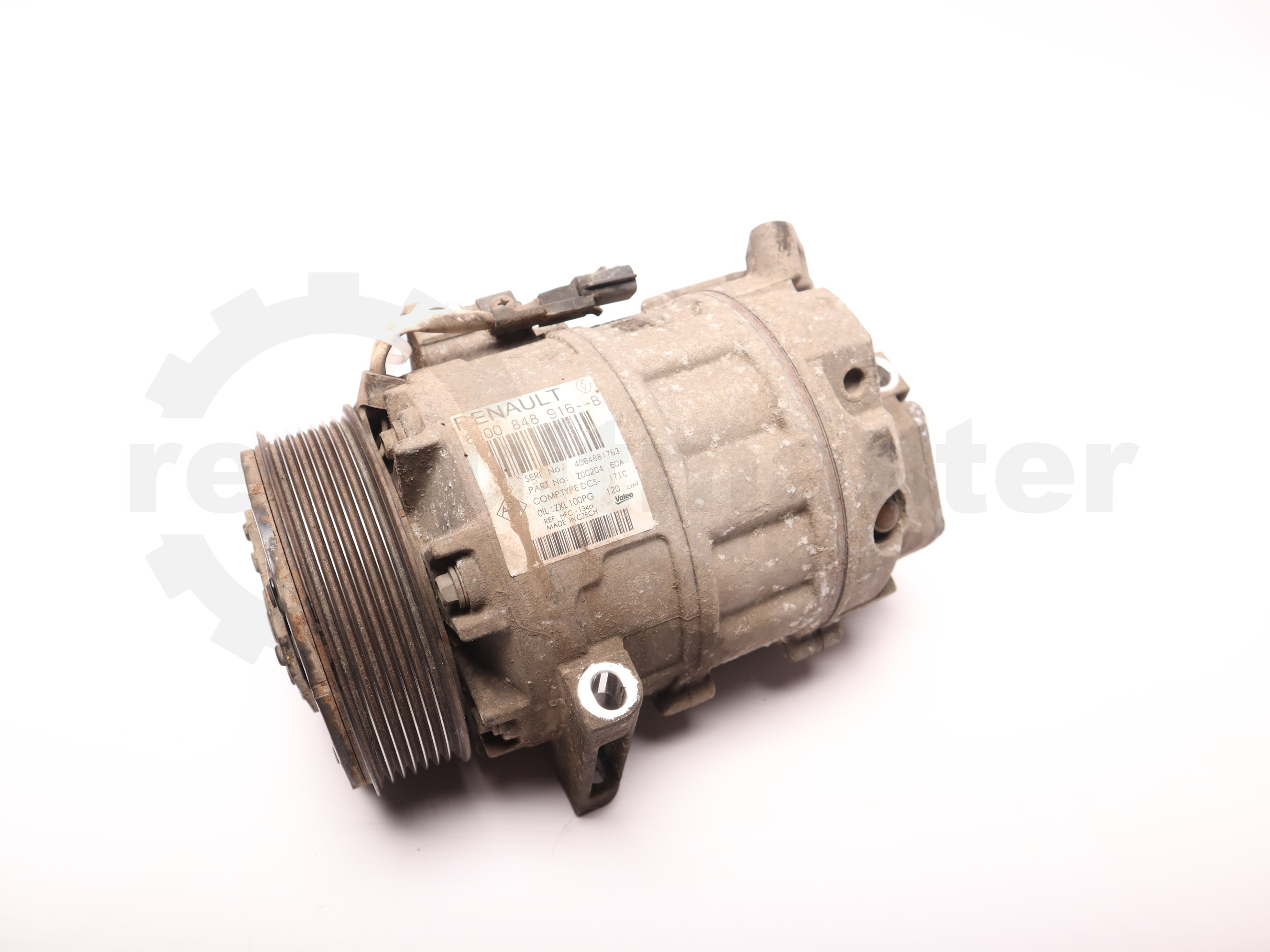 Компресор кондиціонера Renault Master/Trafic (Opel Movano/Vivaro, Nissan NV400/NV300) 2010 -, 8200848916 Б/В