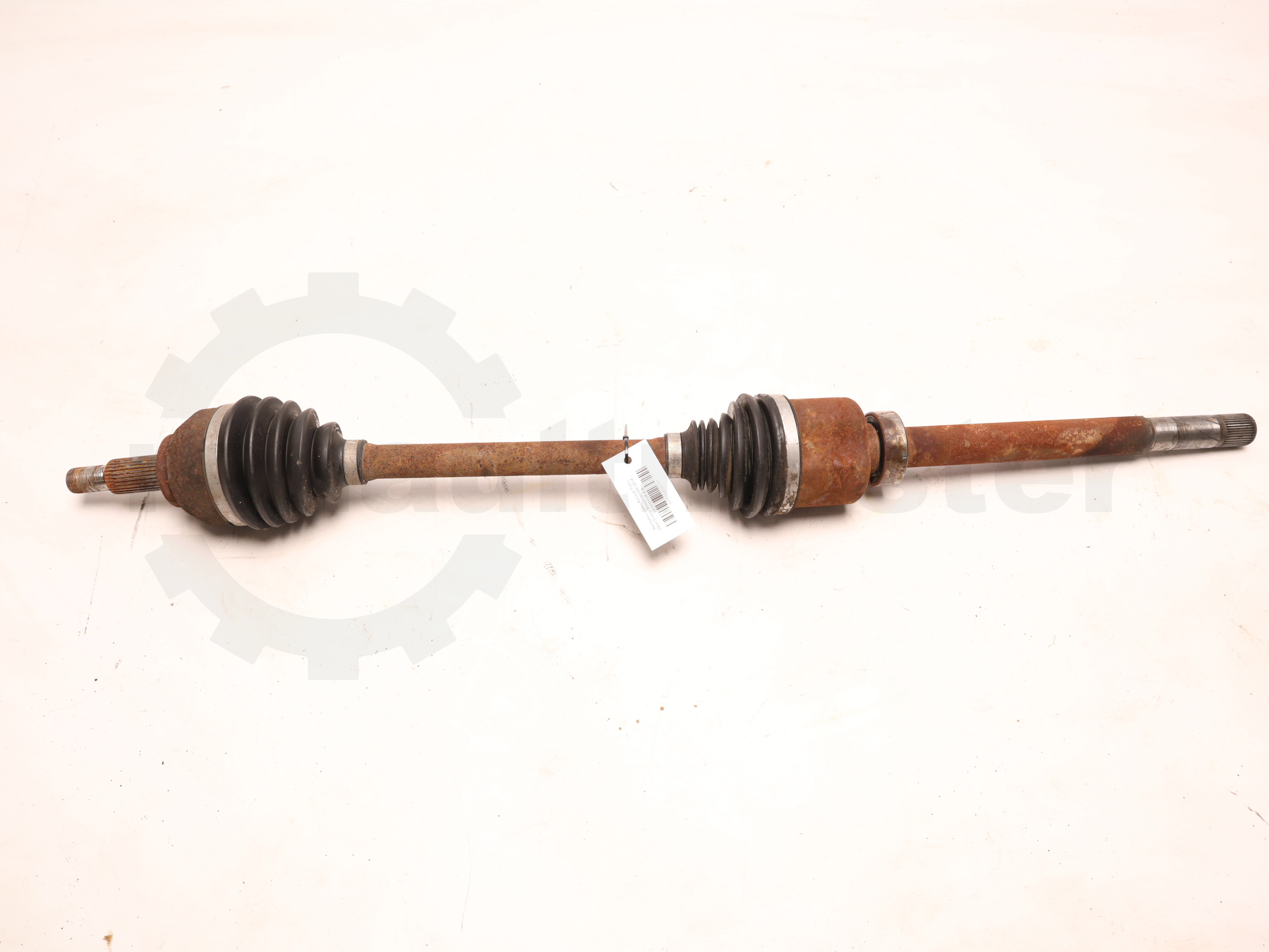 Напіввісь права Renault Trafic (Opel Vivaro, Nissan NV300) 2014 -, 391005010R Б/В