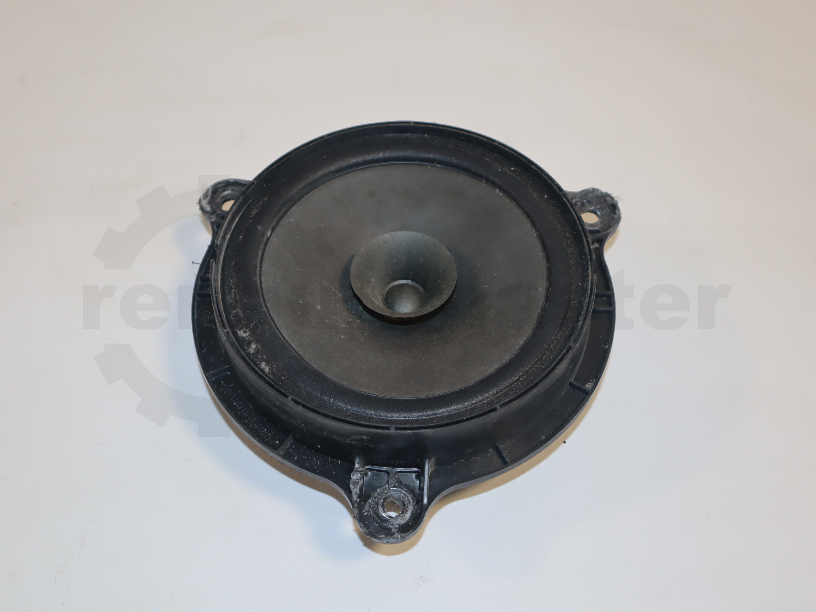 Динамік (в передні двері) Renault Trafic (Opel Vivaro, Nissan NV300) 2014 -, 281567910R Б/В