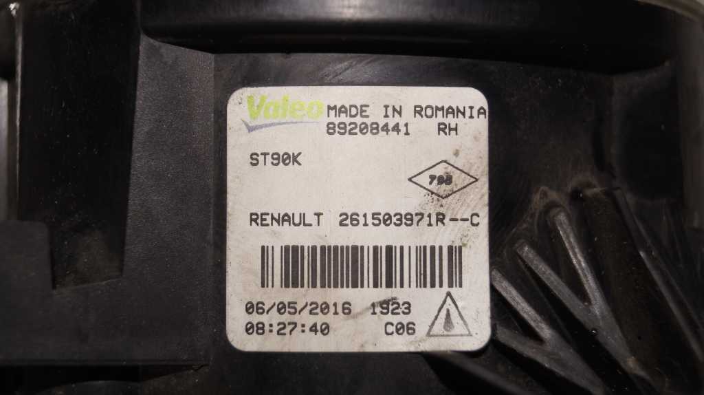Фара передня протитуманна права Renault Trafic (Opel Vivaro, Nissan NV300) 2014 -, 261503971R Б/В