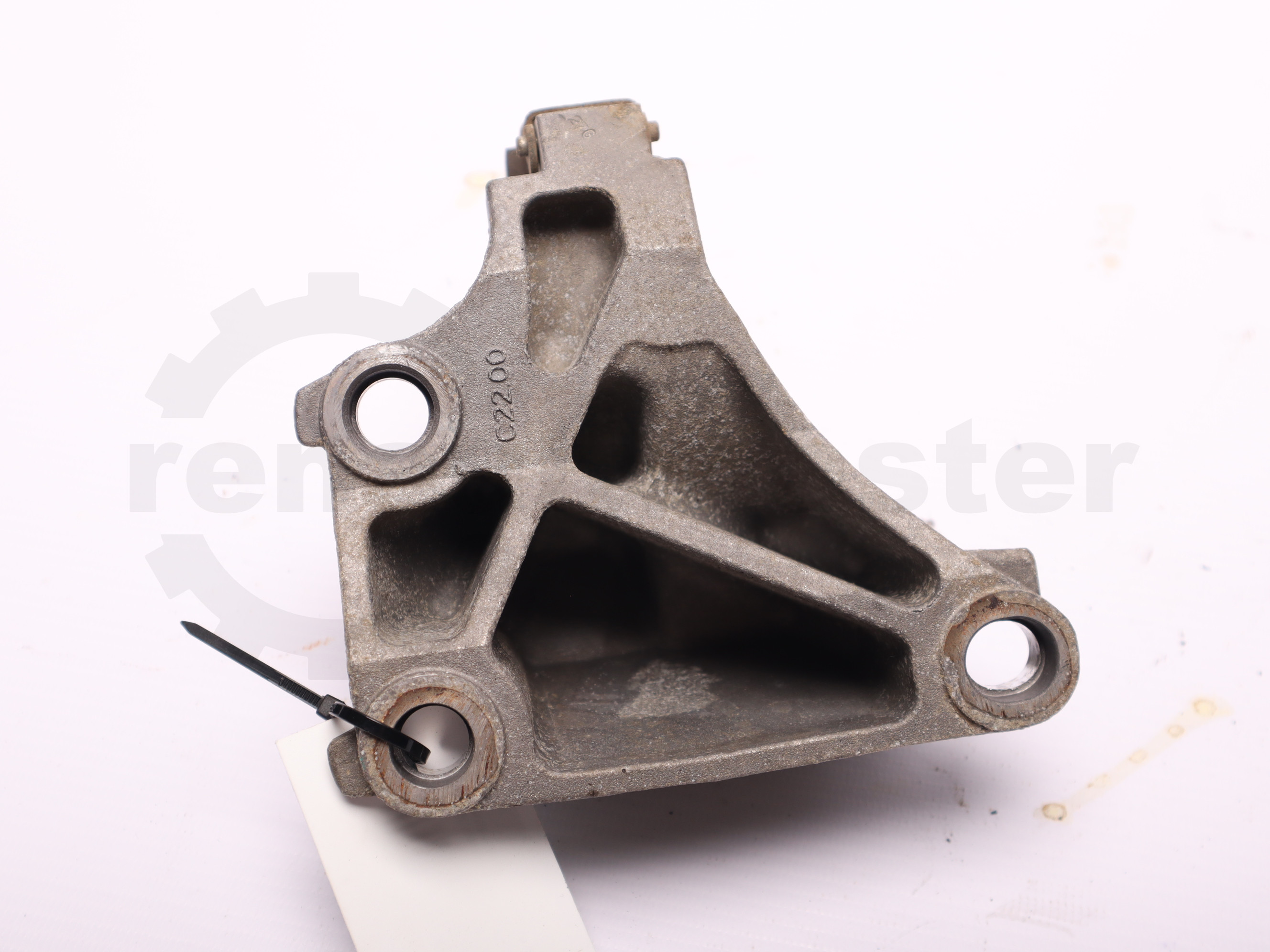 Кронштейн підвісного підшипника напіввісі Renault Trafic (Opel Vivaro, Nissan NV300) 2014 -, 397743031R Б/В