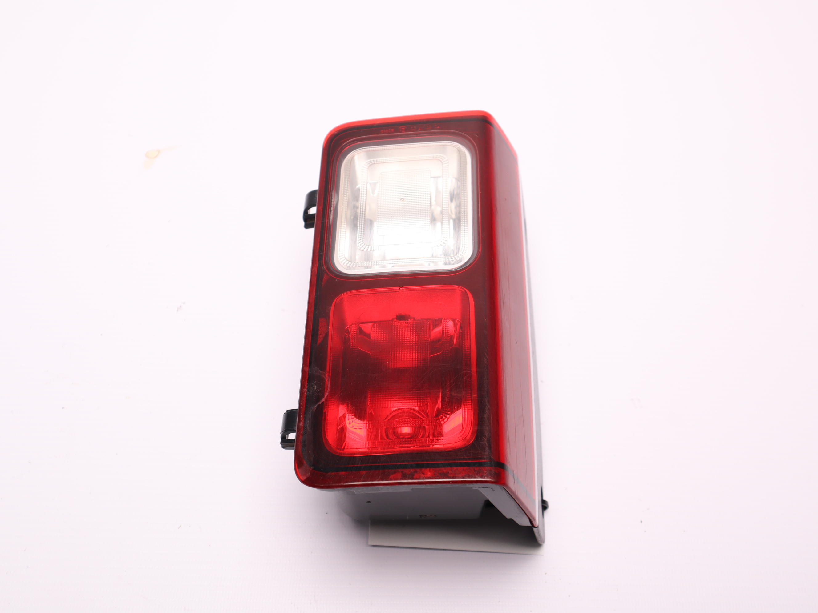 Ліхтар заднього ходу малий правий Renault Trafic (Opel Vivaro, Nissan NV300) 2014 -, 265548758R Б/В