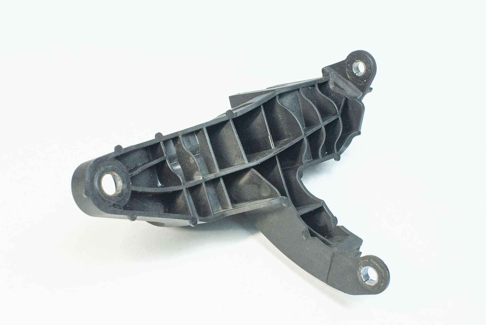 Кронштейн тросів КПП Renault Trafic (Opel Vivaro, Nissan NV300) 2014 -, 344141016R Б/В