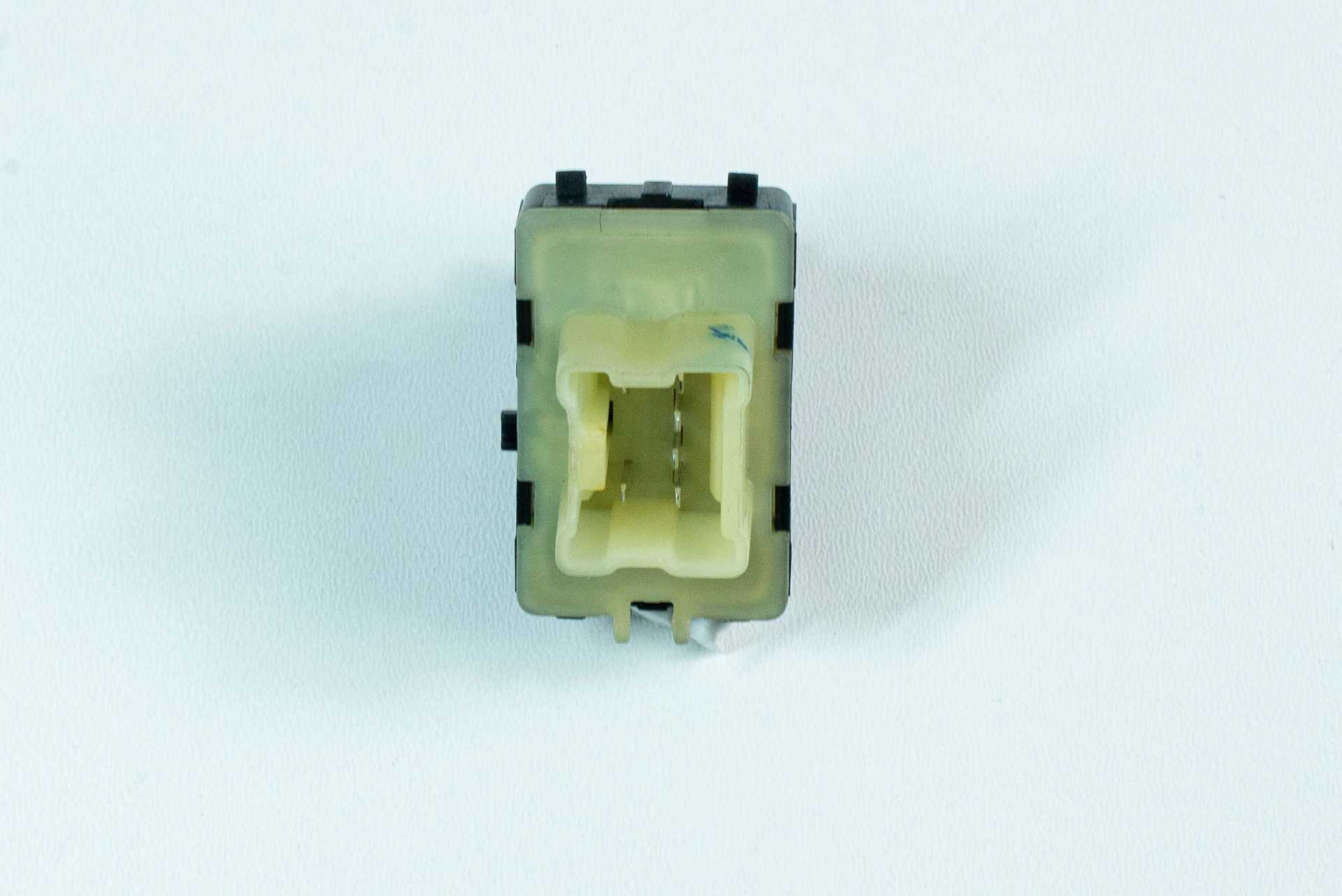 Кнопка склопідйомника права Renault Trafic (Opel Vivaro, Nissan NV300) 2014 -, 254218614R Б/В