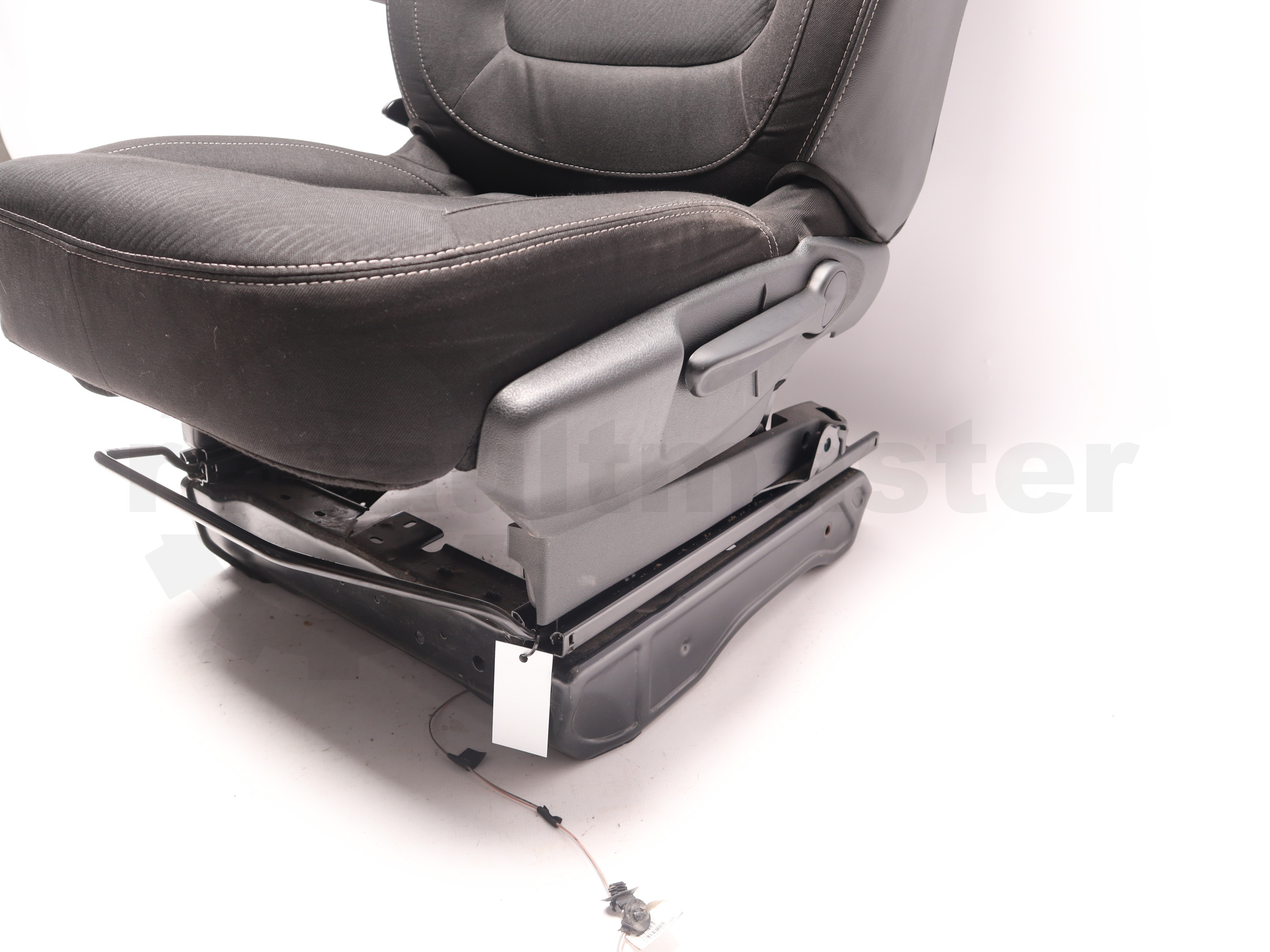 Сидіння водійське Renault Trafic (Opel Vivaro, Nissan NV300) 2014 -, Trafic (водій) Б/В
