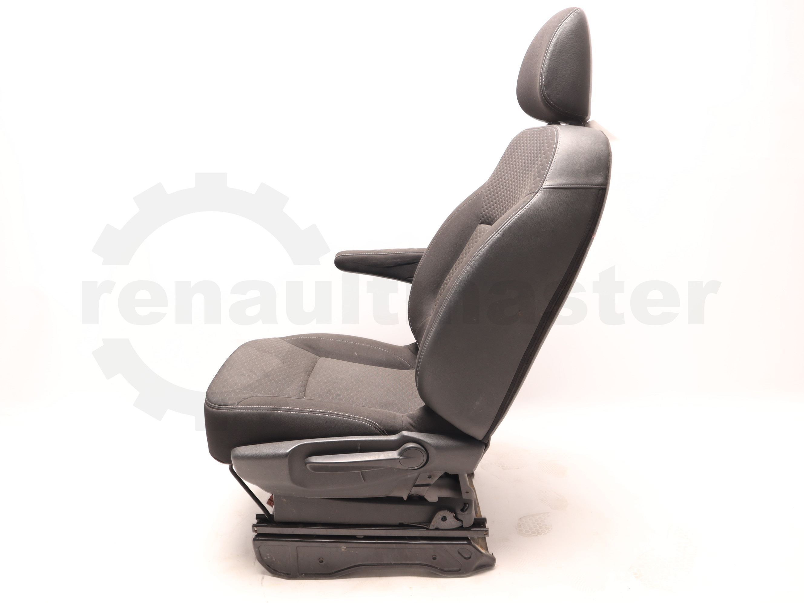 Сидіння водійське Renault Trafic (Opel Vivaro, Nissan NV300) 2014 -, Trafic (водій) Б/В