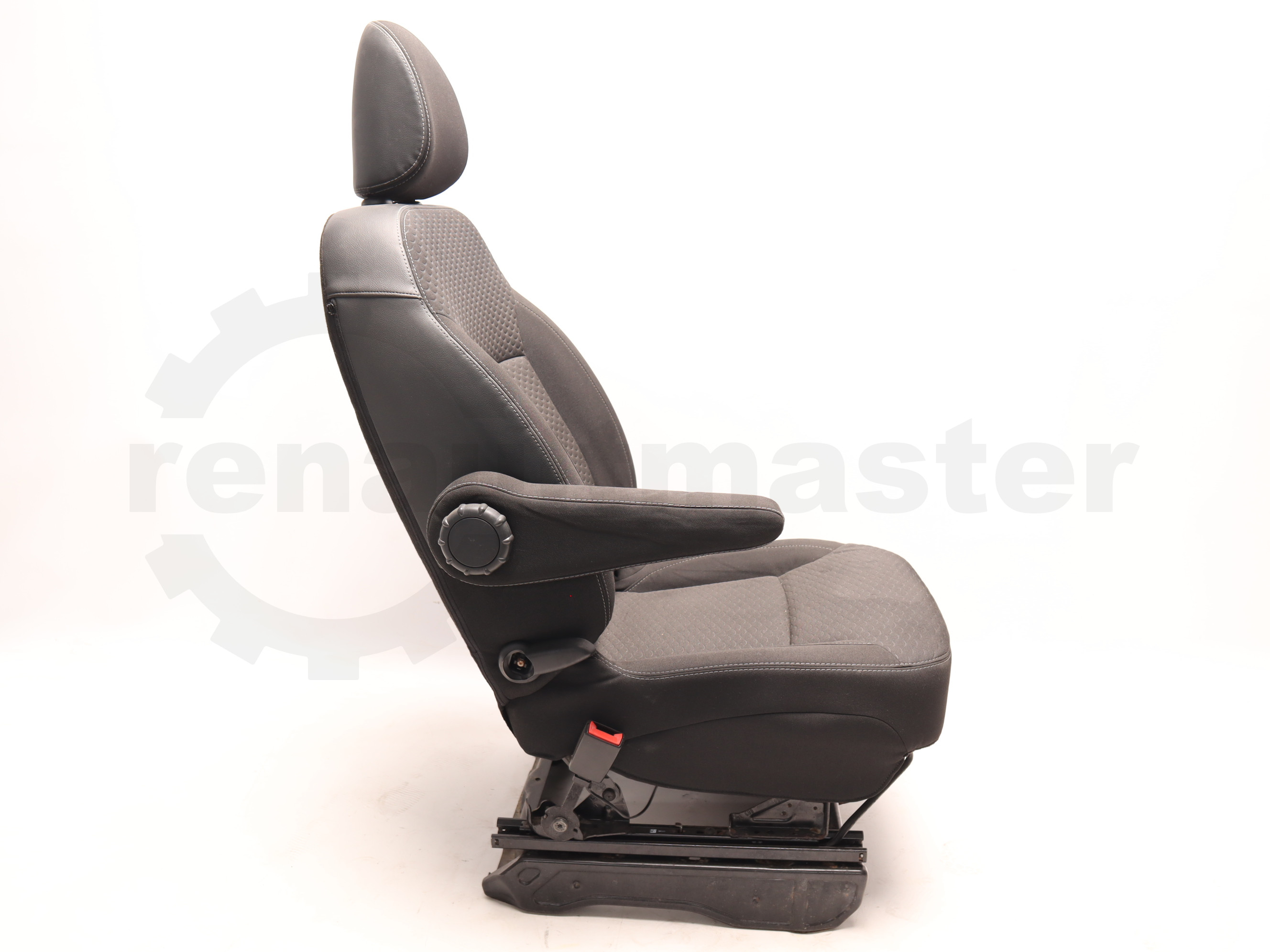 Сидіння водійське Renault Trafic (Opel Vivaro, Nissan NV300) 2014 -, Trafic (водій) Б/В