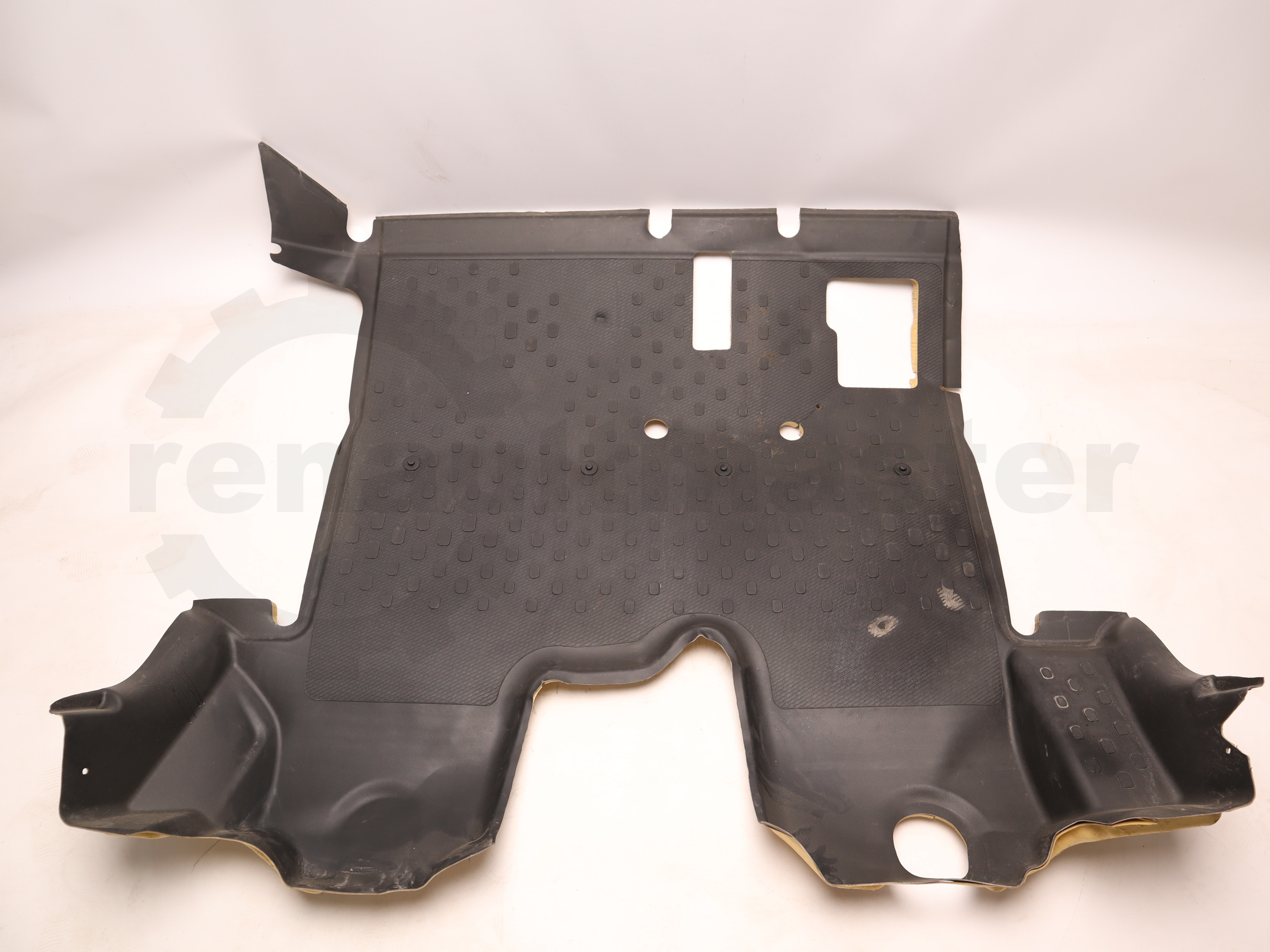 Килим салону передній Renault Trafic (Opel Vivaro, Nissan NV300) 2014 -, 749025620R Б/В