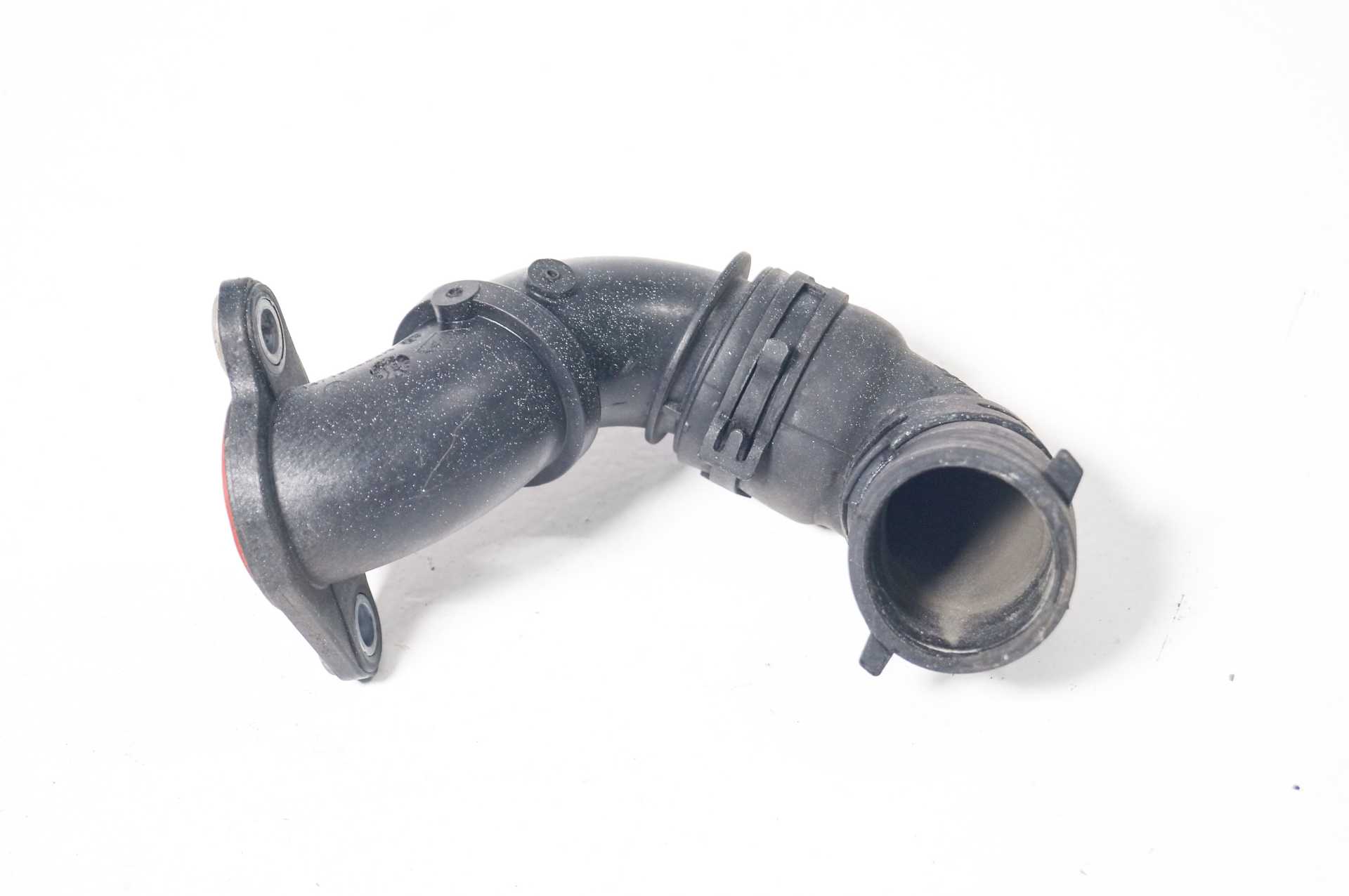 Патрубок повітряний EGR (пластик) Renault Trafic (Opel Vivaro, Nissan NV300) 2014 -, 147134852R Б/В