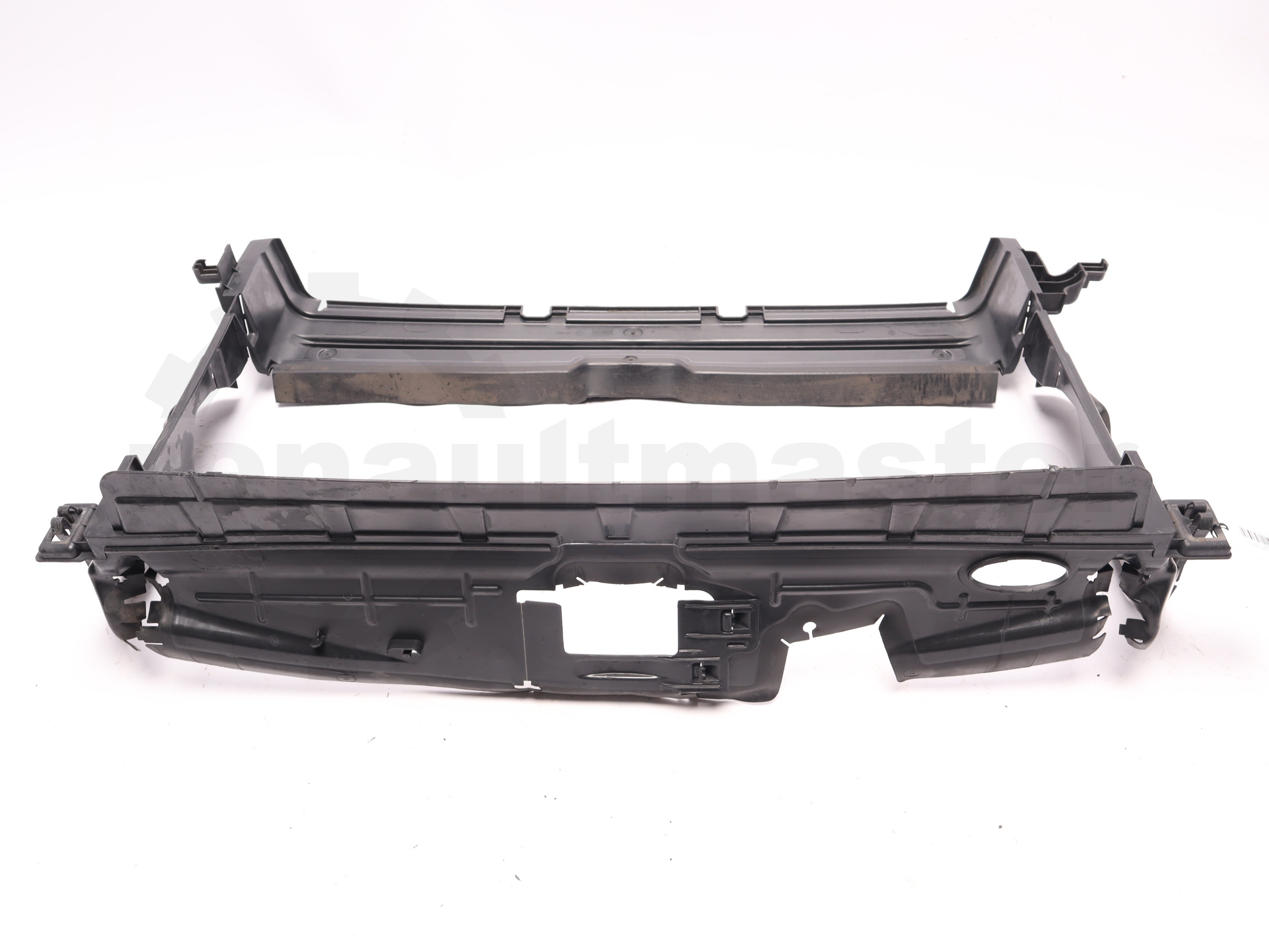 Дефлектор радіатора (кожух, повітрозабірник) Renault Trafic (Opel Vivaro, Nissan NV300) 2014 -, 214763488R Б/В