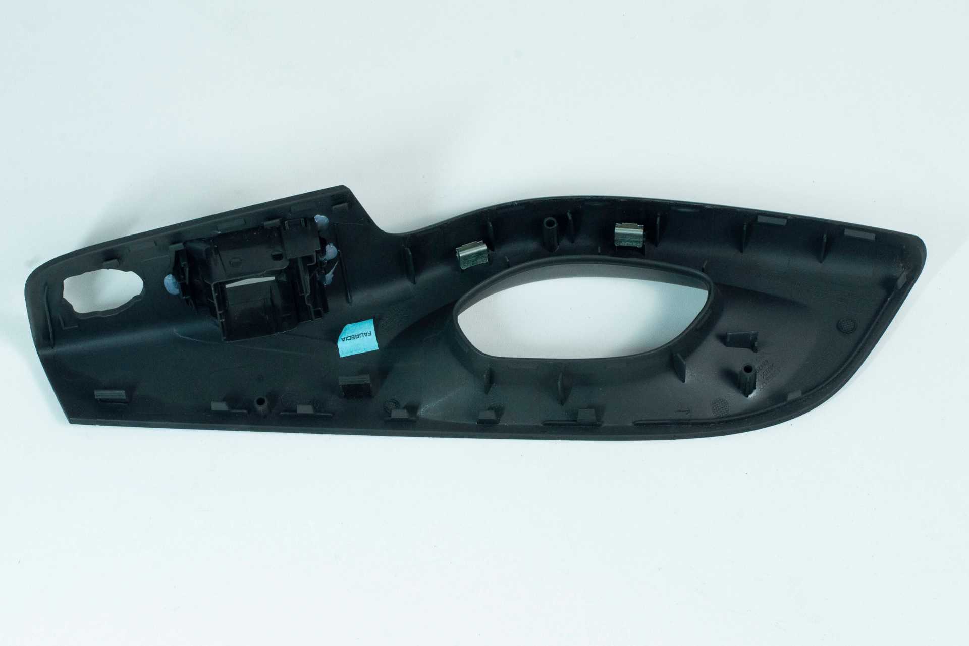 Корпус кнопки склопідйомника лівих дверей Renault Trafic (Opel Vivaro, Nissan NV300) 2014 -, 806832629R Б/В