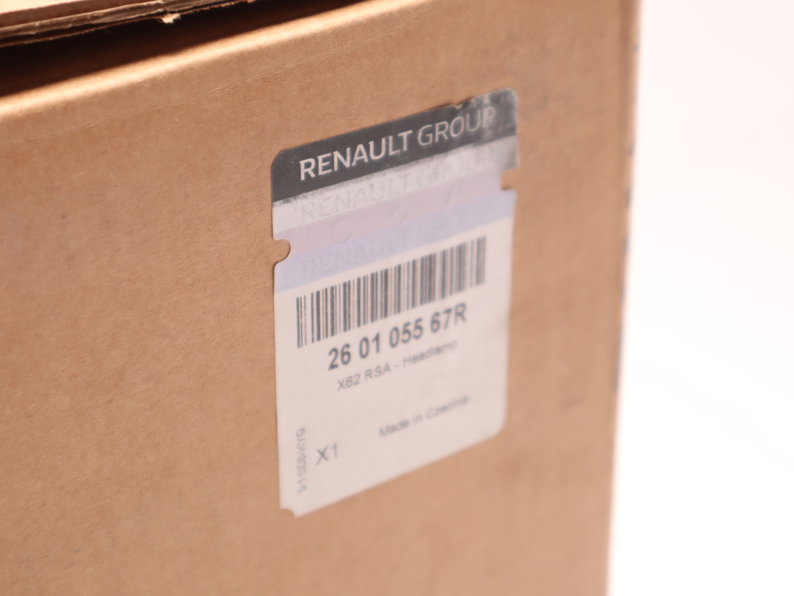 Фара передня права Renault Master, 2020-, 260105567R OE